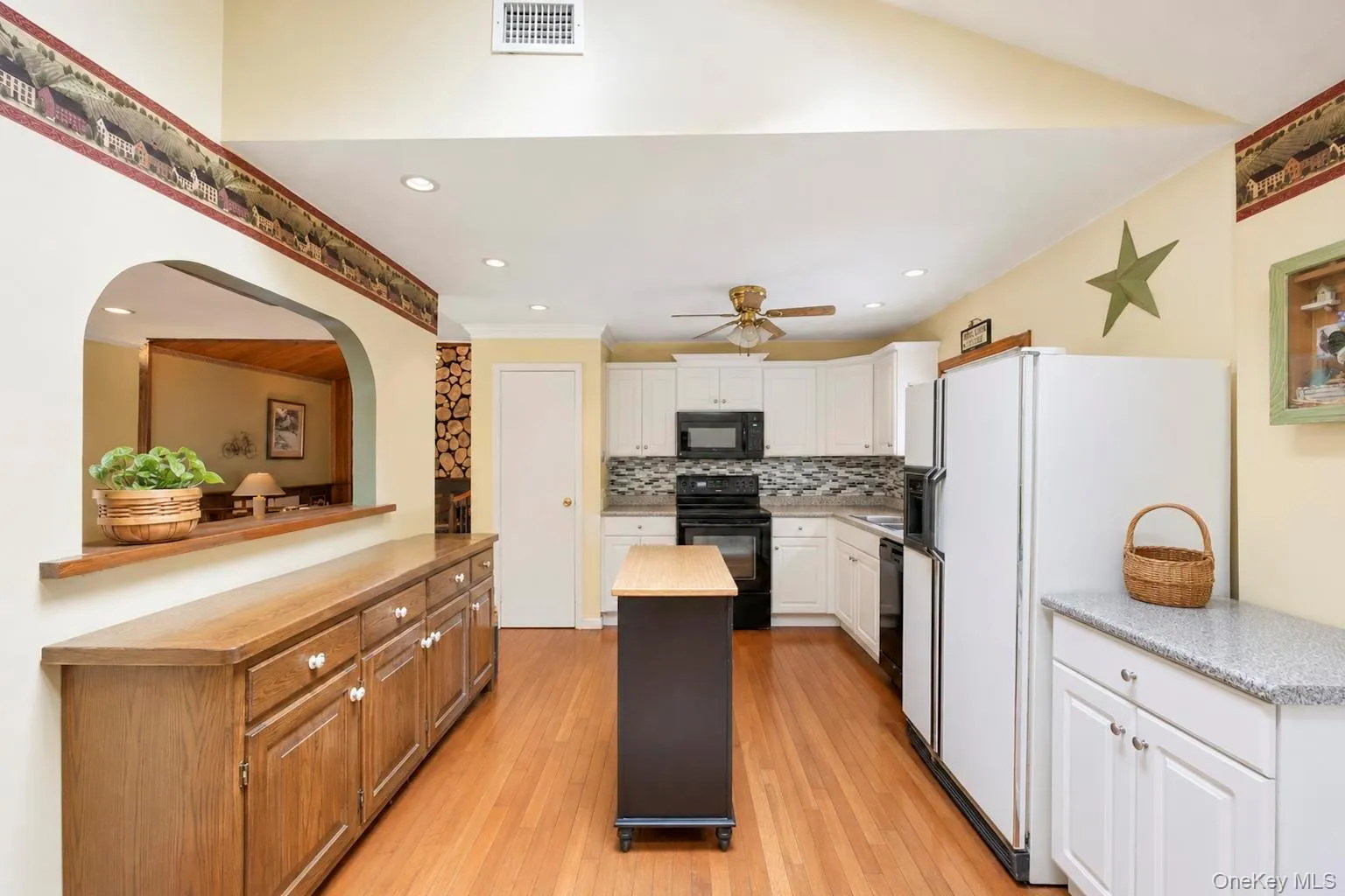 40 Nantucket Drive, Brookhaven, NY, 5 Bedrooms Bedrooms, 10 Rooms Rooms,2 BathroomsBathrooms,Residential,For Rent,Nantucket,0,1040569 40 Nantucket Drive, Brookhaven, NY, 5 Bedrooms Bedrooms, 10 Rooms Rooms,2 BathroomsBathrooms,Residential,For Rent,Nantucket,0,1040569