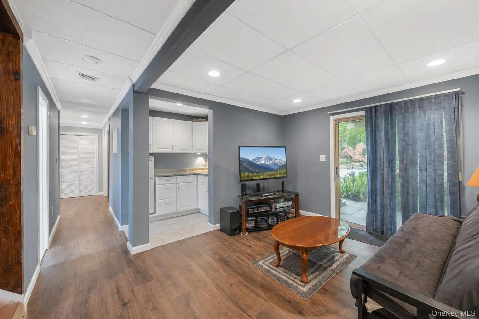 40 Nantucket Drive, Brookhaven, NY, 5 Bedrooms Bedrooms, 10 Rooms Rooms,2 BathroomsBathrooms,Residential,For Rent,Nantucket,0,1040569 40 Nantucket Drive, Brookhaven, NY, 5 Bedrooms Bedrooms, 10 Rooms Rooms,2 BathroomsBathrooms,Residential,For Rent,Nantucket,0,1040569