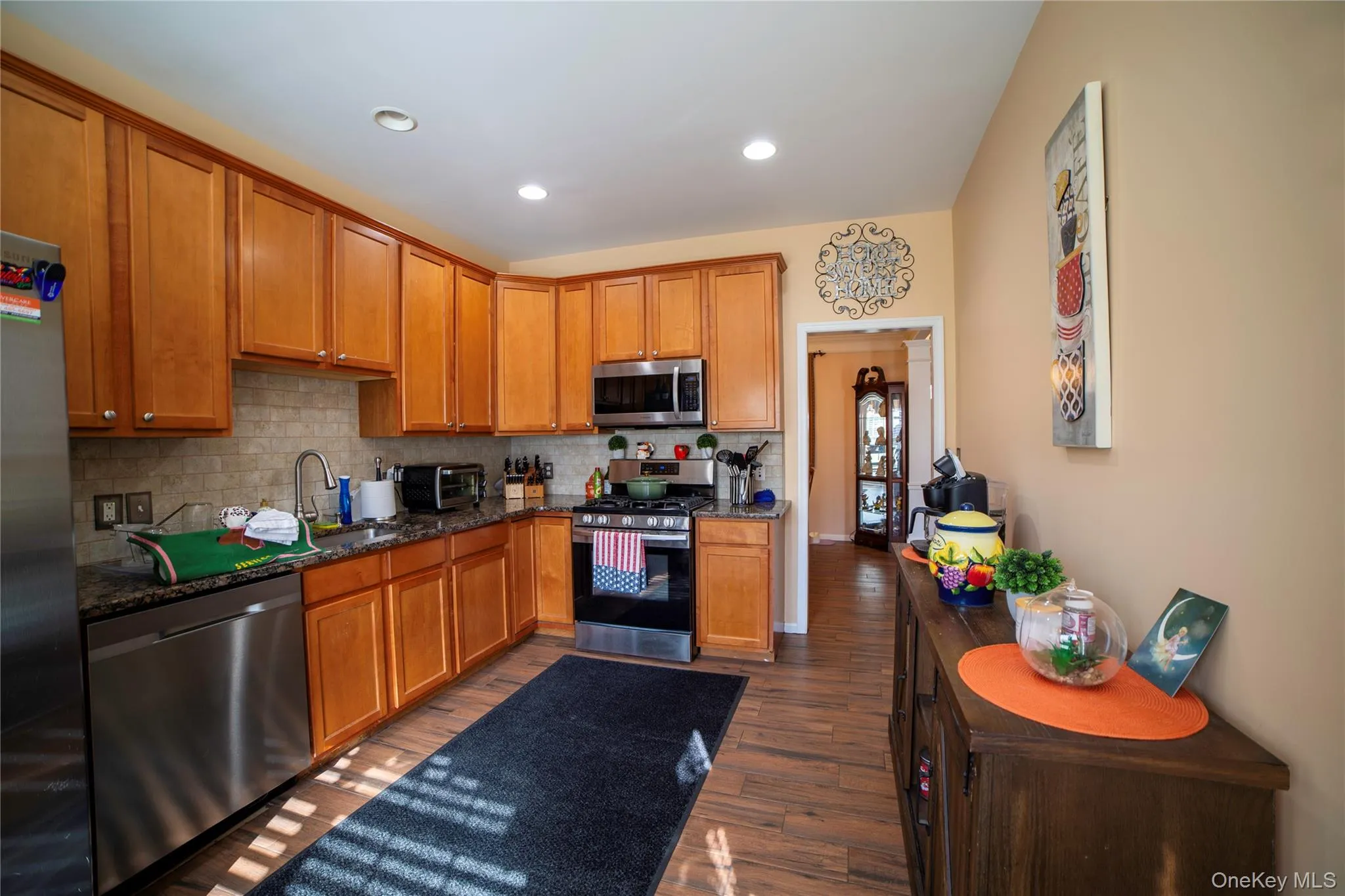 10 Bainbridge Place, Newburgh (town), NY, 3 Bedrooms Bedrooms, 9 Rooms Rooms,2 BathroomsBathrooms,Residential,For Rent,Bainbridge,0,1040570 10 Bainbridge Place, Newburgh (town), NY, 3 Bedrooms Bedrooms, 9 Rooms Rooms,2 BathroomsBathrooms,Residential,For Rent,Bainbridge,0,1040570