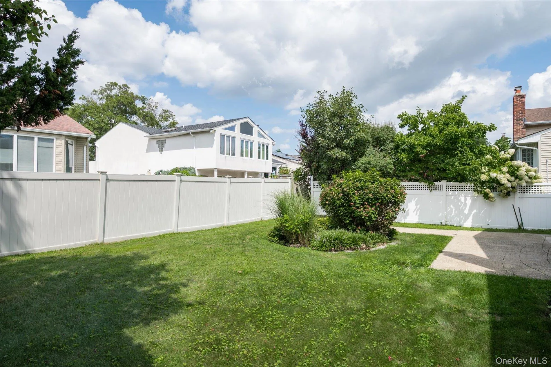 2075 Berkley Lane, Hempstead, NY, 4 Bedrooms Bedrooms, 8 Rooms Rooms,2 BathroomsBathrooms,Residential,For Rent,Berkley,0,1040571 2075 Berkley Lane, Hempstead, NY, 4 Bedrooms Bedrooms, 8 Rooms Rooms,2 BathroomsBathrooms,Residential,For Rent,Berkley,0,1040571