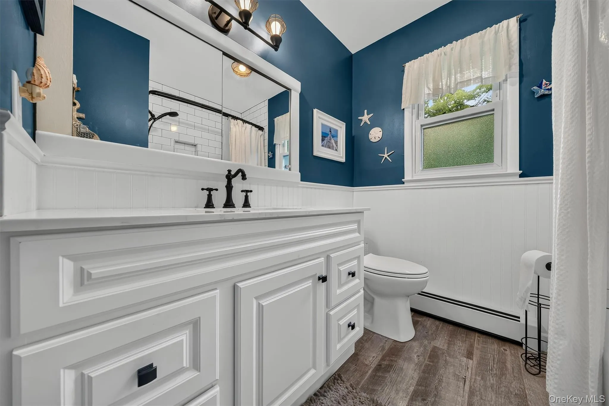 2nd Floor Full Bath 2nd Floor Full Bath