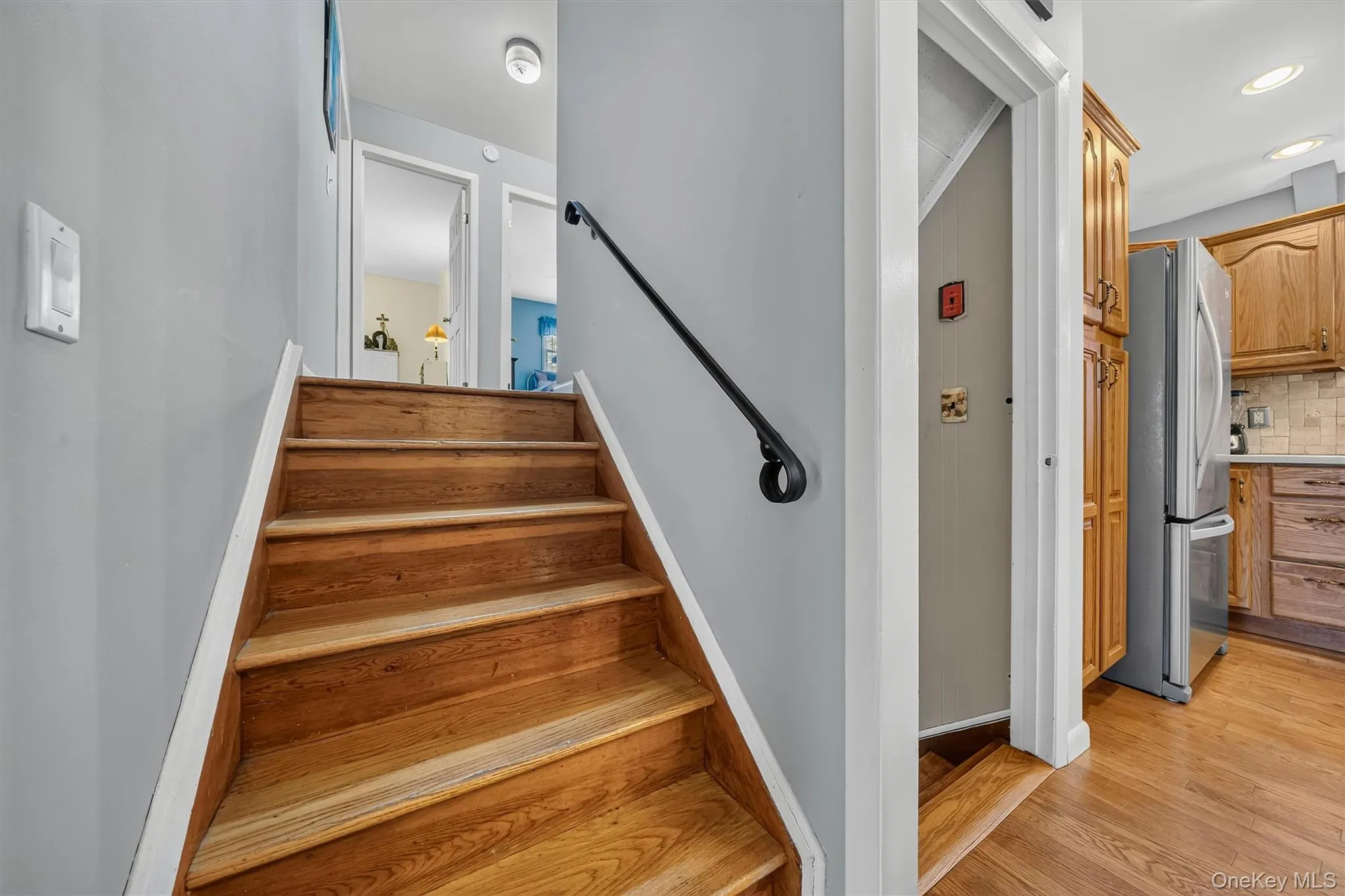 Stairs Leading to 2nd Floor Stairs Leading to 2nd Floor