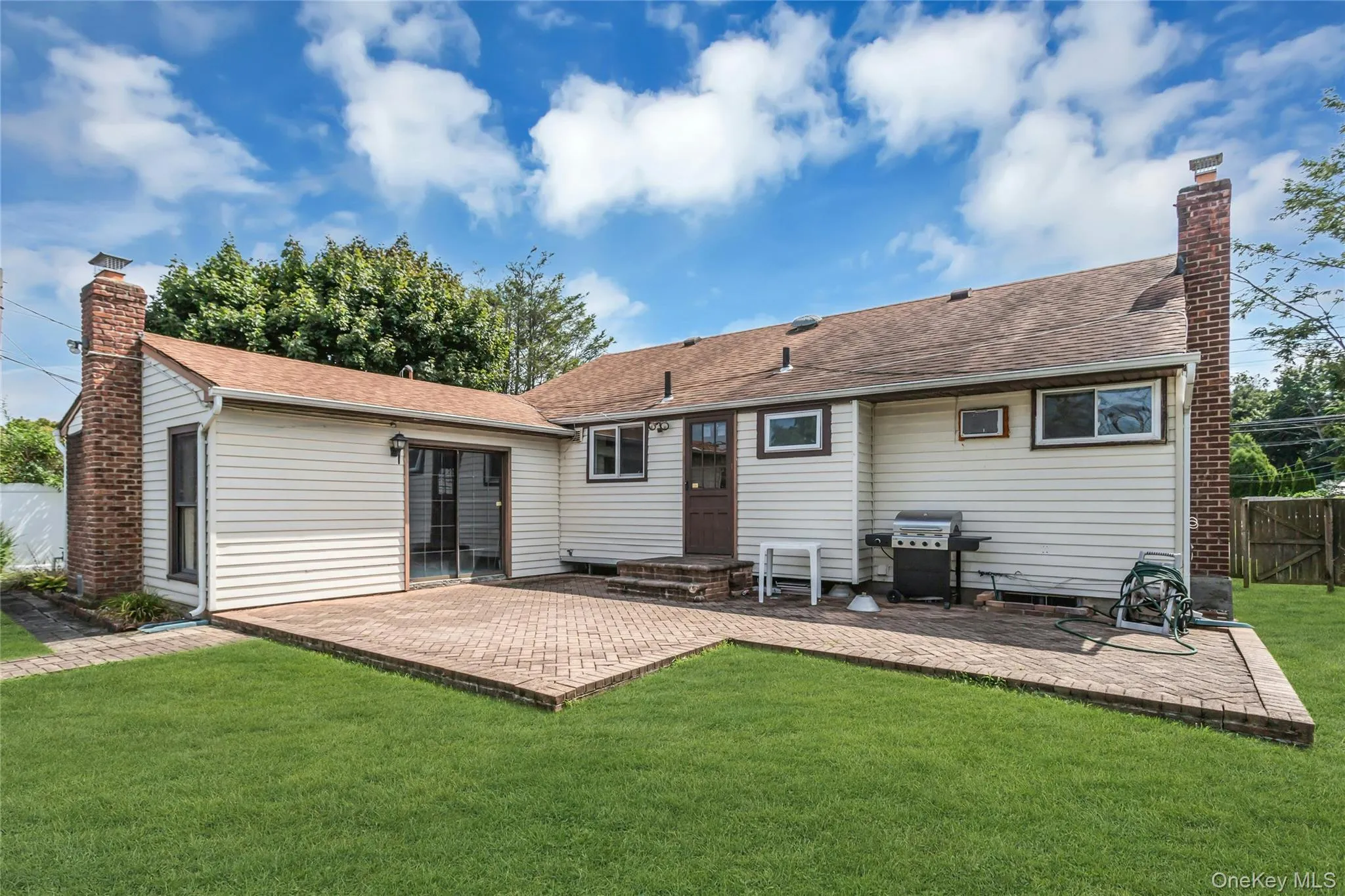 581 Plainview Road, Oyster Bay, NY, 4 Bedrooms Bedrooms, 7 Rooms Rooms,2 BathroomsBathrooms,Residential,For Rent,Plainview,0,1040573 581 Plainview Road, Oyster Bay, NY, 4 Bedrooms Bedrooms, 7 Rooms Rooms,2 BathroomsBathrooms,Residential,For Rent,Plainview,0,1040573