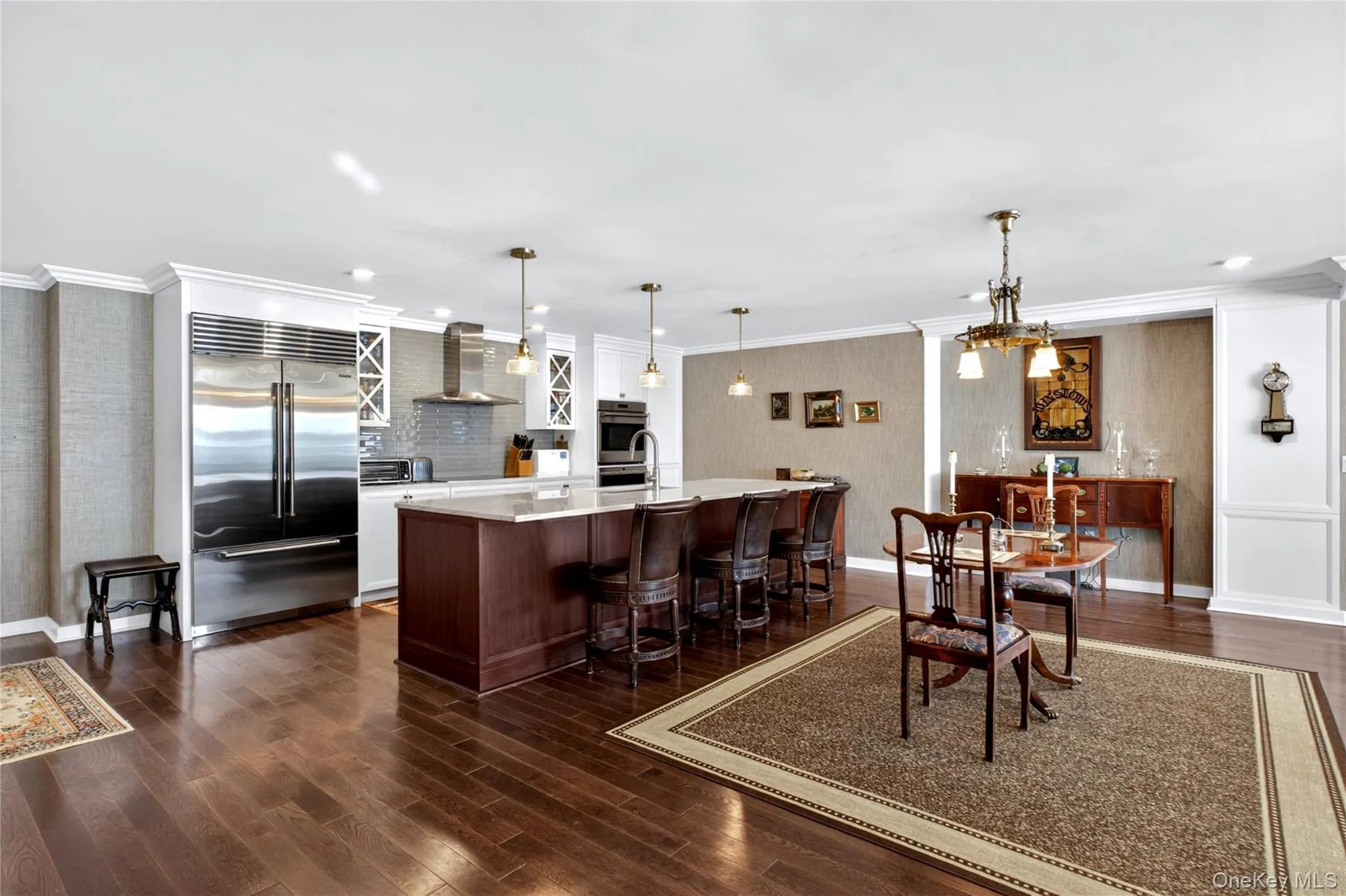 433 Main Street, North Hempstead, NY, 3 Bedrooms Bedrooms, 6 Rooms Rooms,2 BathroomsBathrooms,Residential Lease,For Rent,Main,0,1040574 433 Main Street, North Hempstead, NY, 3 Bedrooms Bedrooms, 6 Rooms Rooms,2 BathroomsBathrooms,Residential Lease,For Rent,Main,0,1040574