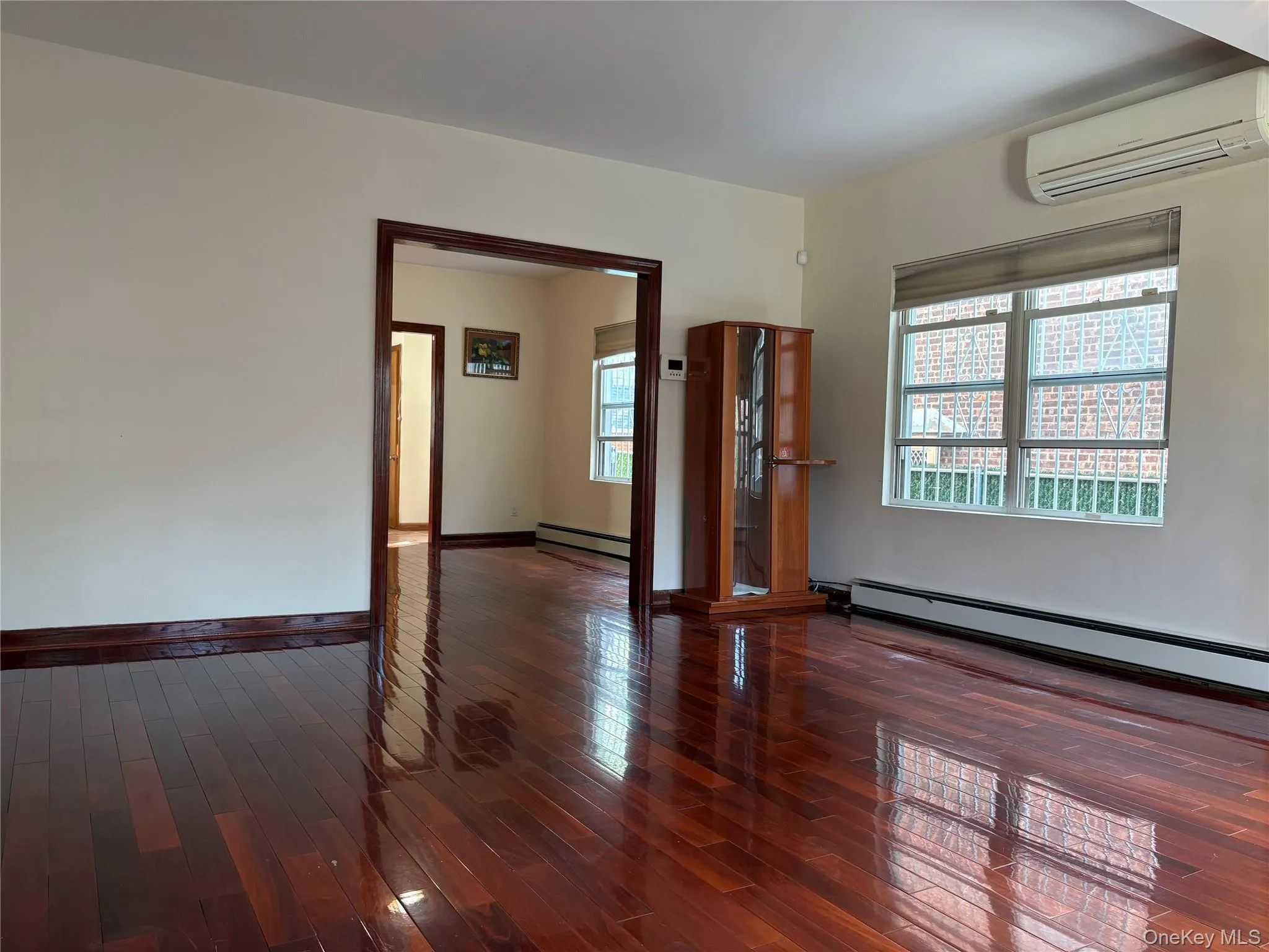 5115 Bowne Street, New York, NY, 3 Bedrooms Bedrooms, 6 Rooms Rooms,1 BathroomBathrooms,Residential Lease,For Rent,Bowne,0,1040577 5115 Bowne Street, New York, NY, 3 Bedrooms Bedrooms, 6 Rooms Rooms,1 BathroomBathrooms,Residential Lease,For Rent,Bowne,0,1040577