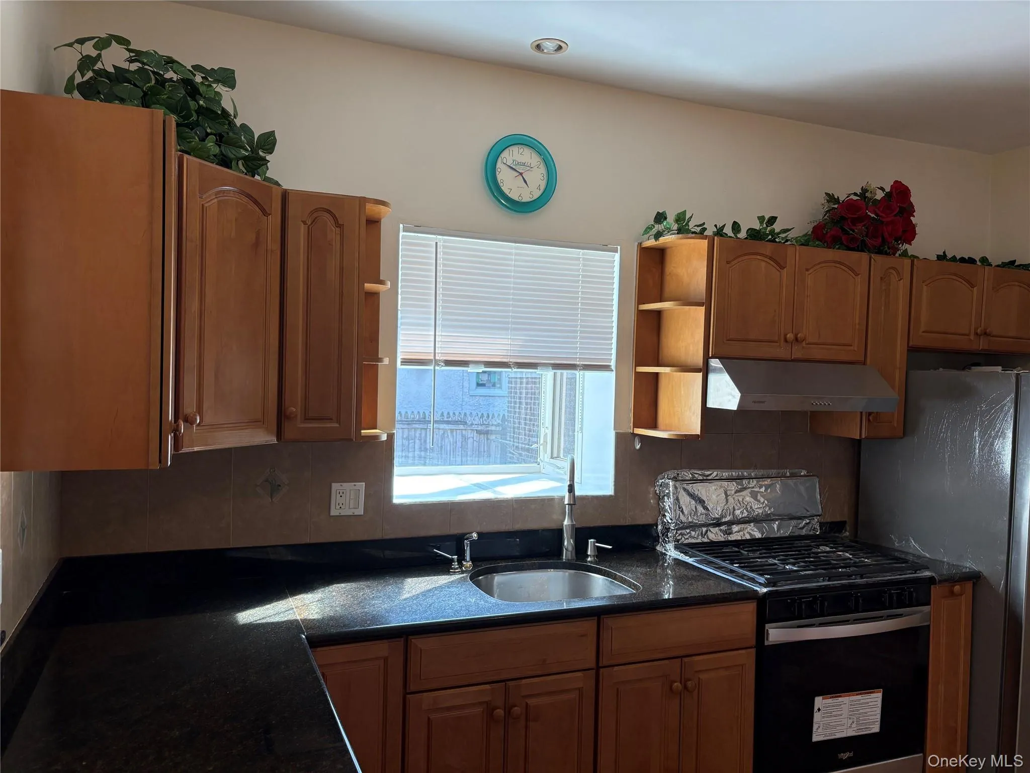 5115 Bowne Street, New York, NY, 3 Bedrooms Bedrooms, 6 Rooms Rooms,1 BathroomBathrooms,Residential Lease,For Rent,Bowne,0,1040577 5115 Bowne Street, New York, NY, 3 Bedrooms Bedrooms, 6 Rooms Rooms,1 BathroomBathrooms,Residential Lease,For Rent,Bowne,0,1040577