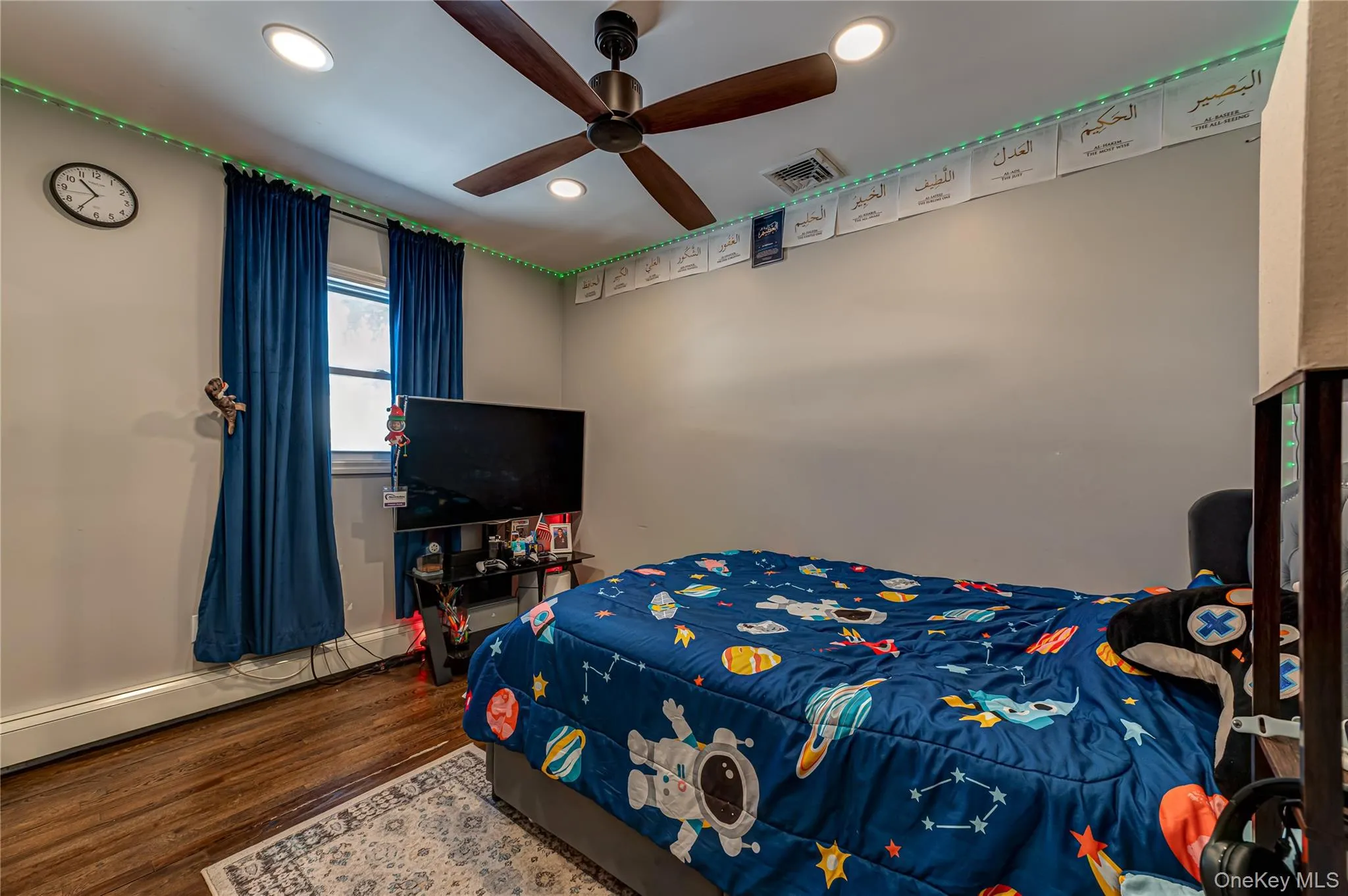 429 Ontario Street, Islip, NY, 3 Bedrooms Bedrooms, 9 Rooms Rooms,2 BathroomsBathrooms,Residential,For Rent,Ontario,0,1040582 429 Ontario Street, Islip, NY, 3 Bedrooms Bedrooms, 9 Rooms Rooms,2 BathroomsBathrooms,Residential,For Rent,Ontario,0,1040582