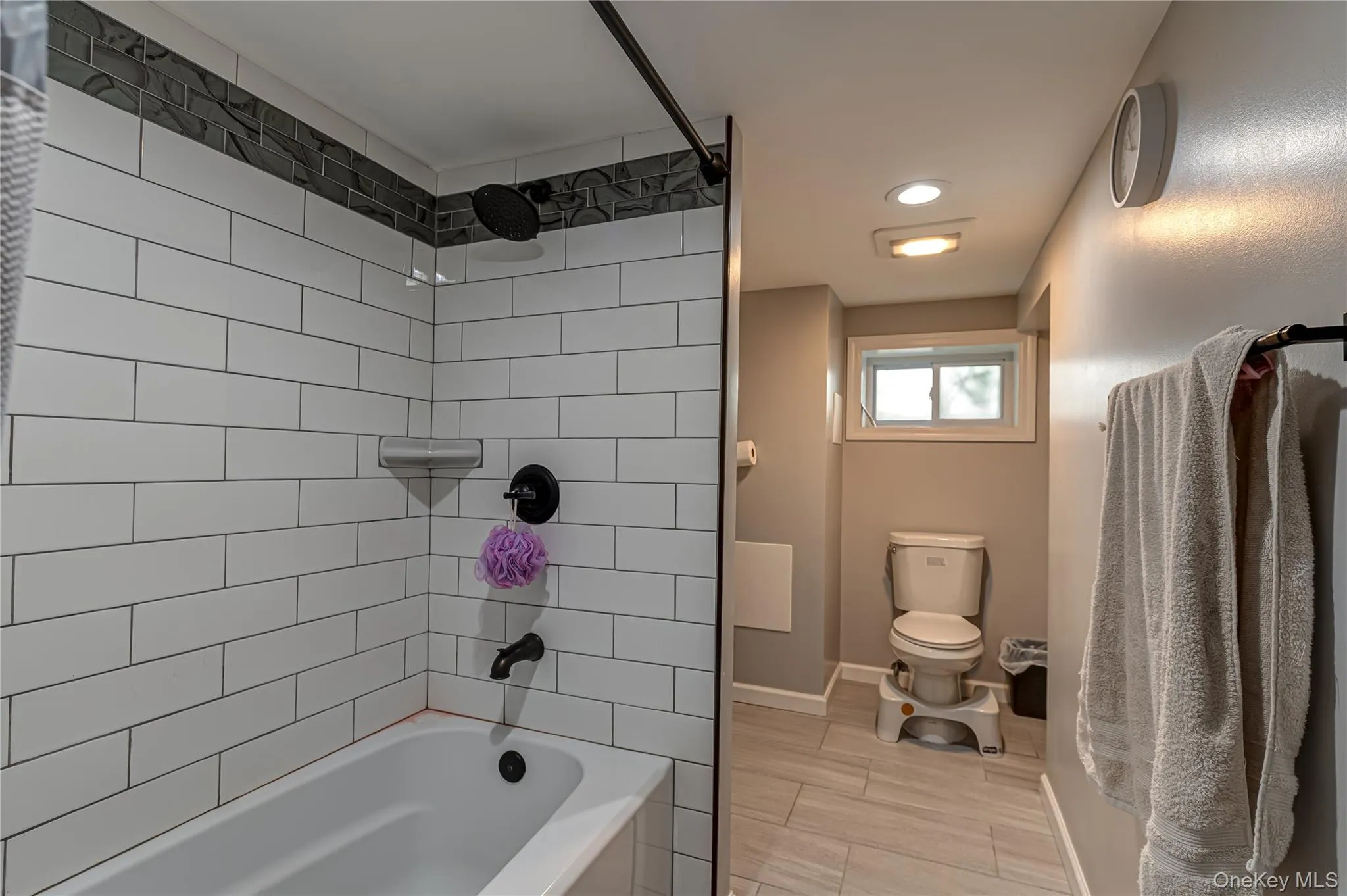 429 Ontario Street, Islip, NY, 3 Bedrooms Bedrooms, 9 Rooms Rooms,2 BathroomsBathrooms,Residential,For Rent,Ontario,0,1040582 429 Ontario Street, Islip, NY, 3 Bedrooms Bedrooms, 9 Rooms Rooms,2 BathroomsBathrooms,Residential,For Rent,Ontario,0,1040582