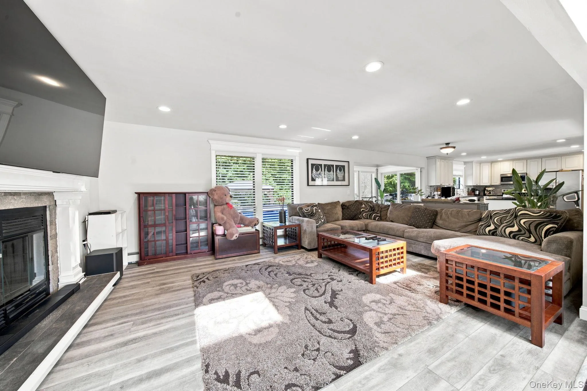 53 Miller Place Road, Brookhaven, NY, 5 Bedrooms Bedrooms, 12 Rooms Rooms,3 BathroomsBathrooms,Residential,For Rent,Miller Place,0,1040586 53 Miller Place Road, Brookhaven, NY, 5 Bedrooms Bedrooms, 12 Rooms Rooms,3 BathroomsBathrooms,Residential,For Rent,Miller Place,0,1040586