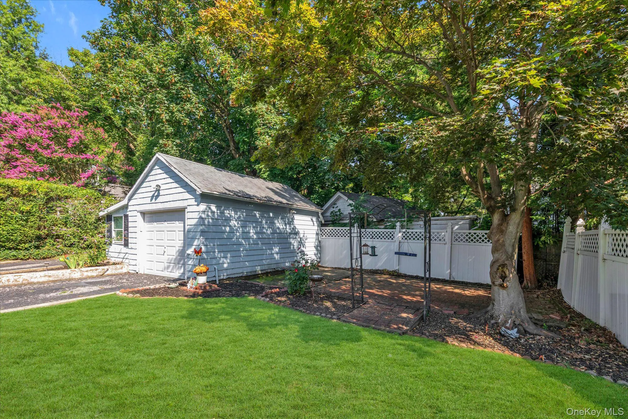 265 Schenck Avenue, North Hempstead, NY, 3 Bedrooms Bedrooms, 7 Rooms Rooms,1 BathroomBathrooms,Residential,For Rent,Schenck,0,1040588 265 Schenck Avenue, North Hempstead, NY, 3 Bedrooms Bedrooms, 7 Rooms Rooms,1 BathroomBathrooms,Residential,For Rent,Schenck,0,1040588