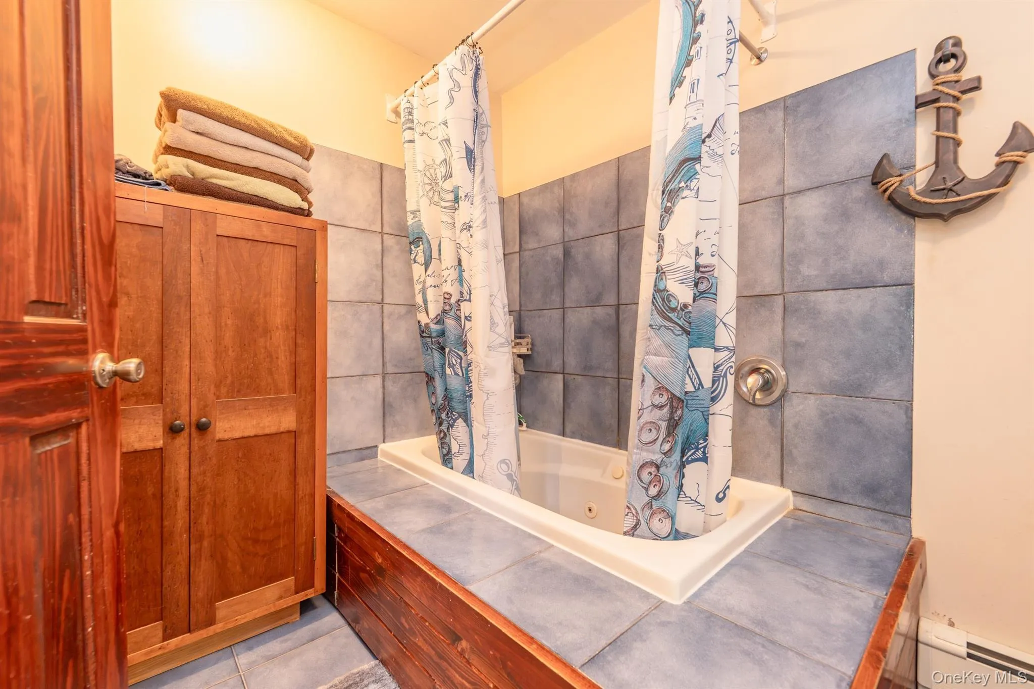 104 Park Place, Saugerties, NY, 3 Bedrooms Bedrooms, 7 Rooms Rooms,2 BathroomsBathrooms,Residential,For Rent,Park,0,1040593 104 Park Place, Saugerties, NY, 3 Bedrooms Bedrooms, 7 Rooms Rooms,2 BathroomsBathrooms,Residential,For Rent,Park,0,1040593