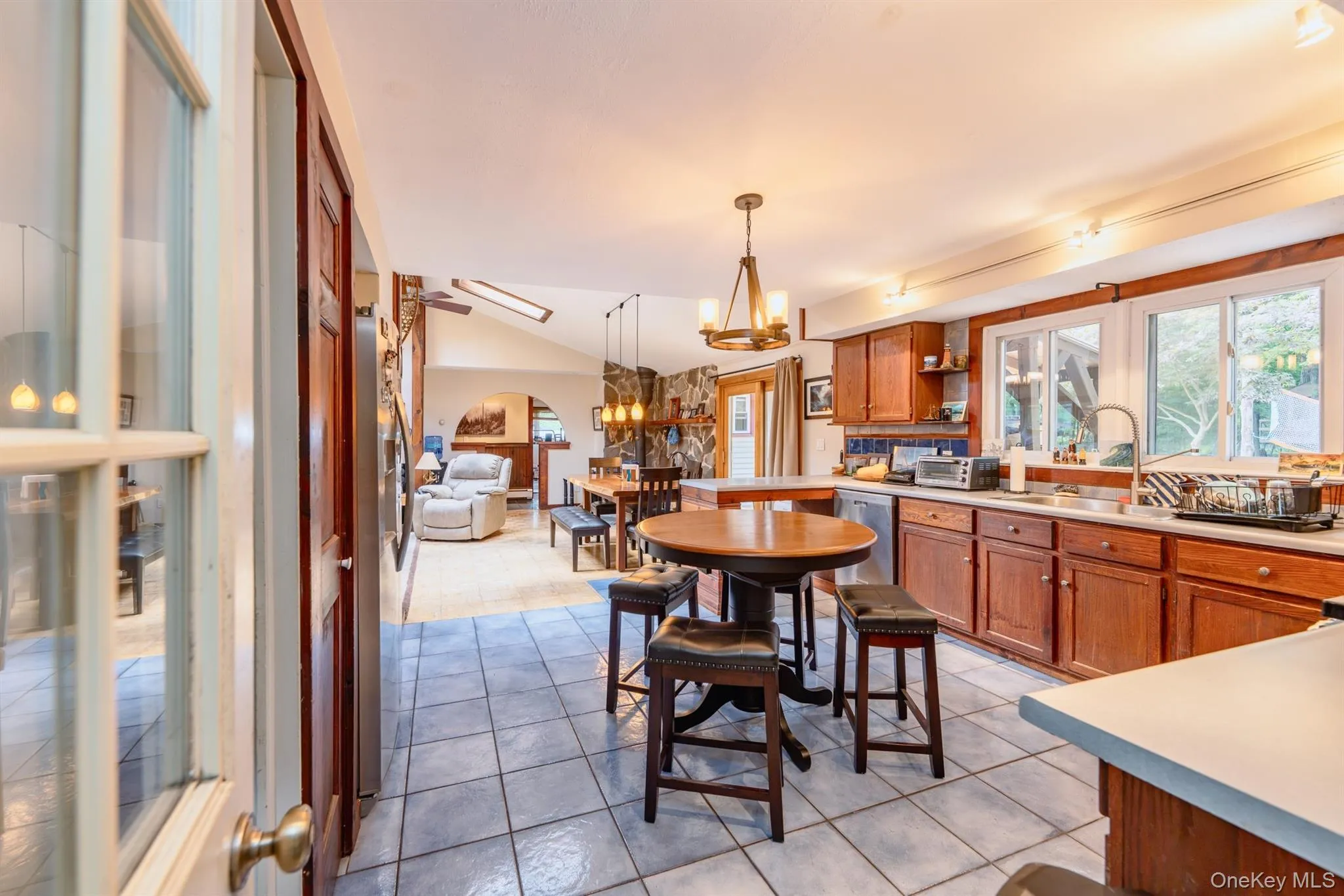 104 Park Place, Saugerties, NY, 3 Bedrooms Bedrooms, 7 Rooms Rooms,2 BathroomsBathrooms,Residential,For Rent,Park,0,1040593 104 Park Place, Saugerties, NY, 3 Bedrooms Bedrooms, 7 Rooms Rooms,2 BathroomsBathrooms,Residential,For Rent,Park,0,1040593