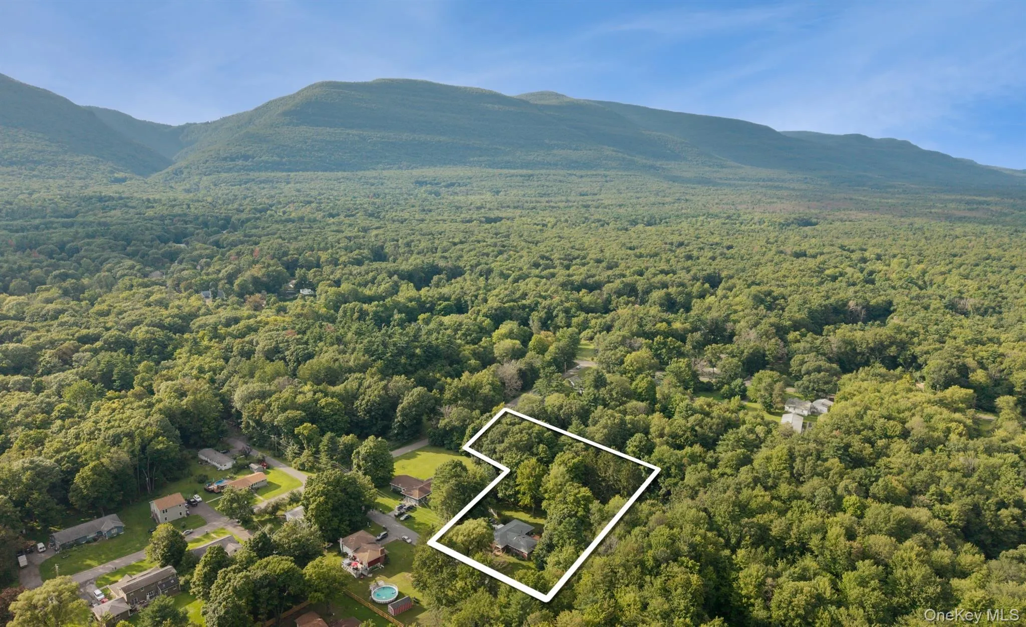 104 Park Place, Saugerties, NY, 3 Bedrooms Bedrooms, 7 Rooms Rooms,2 BathroomsBathrooms,Residential,For Rent,Park,0,1040593 104 Park Place, Saugerties, NY, 3 Bedrooms Bedrooms, 7 Rooms Rooms,2 BathroomsBathrooms,Residential,For Rent,Park,0,1040593