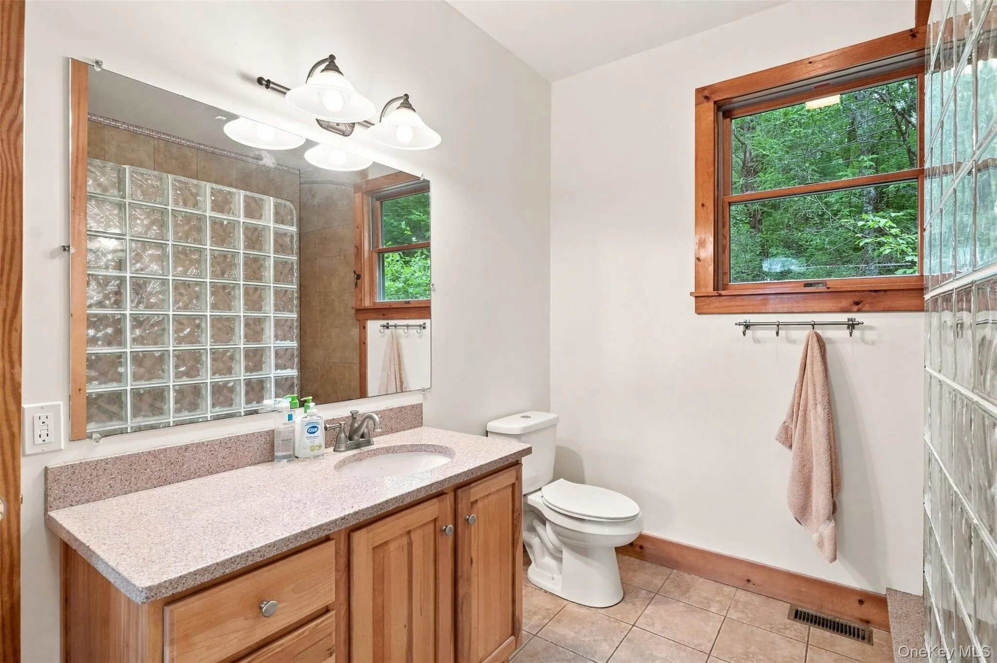 38 Devenoge Drive, Highland, NY, 4 Bedrooms Bedrooms, 6 Rooms Rooms,2 BathroomsBathrooms,Residential,For Rent,Devenoge,0,1040598 38 Devenoge Drive, Highland, NY, 4 Bedrooms Bedrooms, 6 Rooms Rooms,2 BathroomsBathrooms,Residential,For Rent,Devenoge,0,1040598