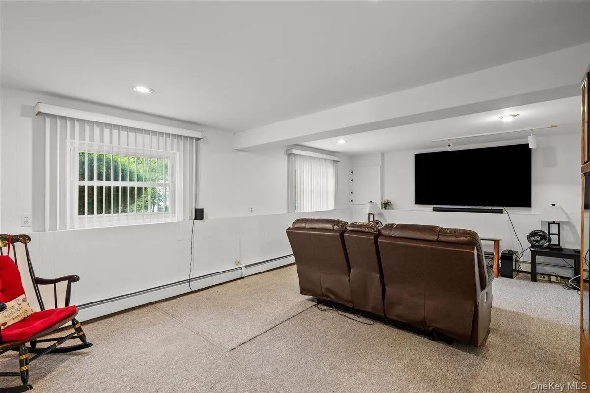 147 Lockwood Road, Cortlandt, NY, 3 Bedrooms Bedrooms, 6 Rooms Rooms,1 BathroomBathrooms,Residential,For Rent,Lockwood,0,1040599 147 Lockwood Road, Cortlandt, NY, 3 Bedrooms Bedrooms, 6 Rooms Rooms,1 BathroomBathrooms,Residential,For Rent,Lockwood,0,1040599