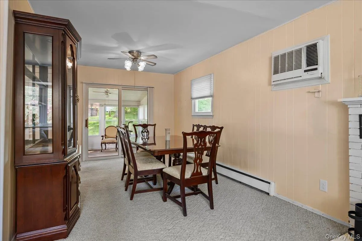 147 Lockwood Road, Cortlandt, NY, 3 Bedrooms Bedrooms, 6 Rooms Rooms,1 BathroomBathrooms,Residential,For Rent,Lockwood,0,1040599 147 Lockwood Road, Cortlandt, NY, 3 Bedrooms Bedrooms, 6 Rooms Rooms,1 BathroomBathrooms,Residential,For Rent,Lockwood,0,1040599
