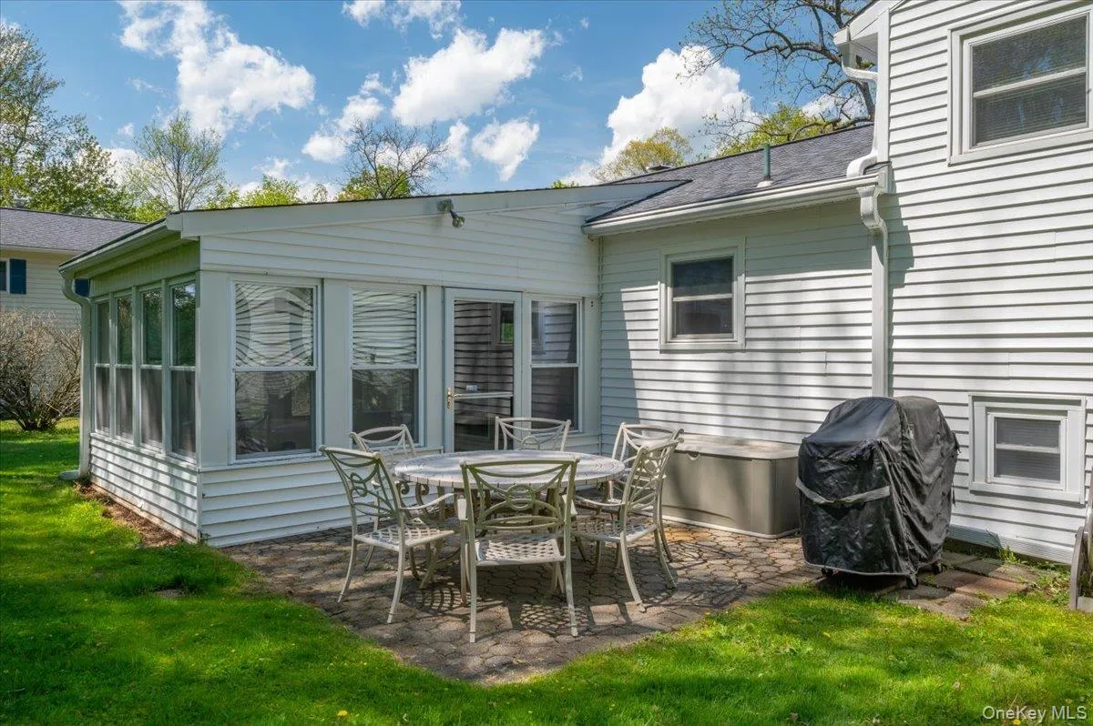 147 Lockwood Road, Cortlandt, NY, 3 Bedrooms Bedrooms, 6 Rooms Rooms,1 BathroomBathrooms,Residential,For Rent,Lockwood,0,1040599 147 Lockwood Road, Cortlandt, NY, 3 Bedrooms Bedrooms, 6 Rooms Rooms,1 BathroomBathrooms,Residential,For Rent,Lockwood,0,1040599