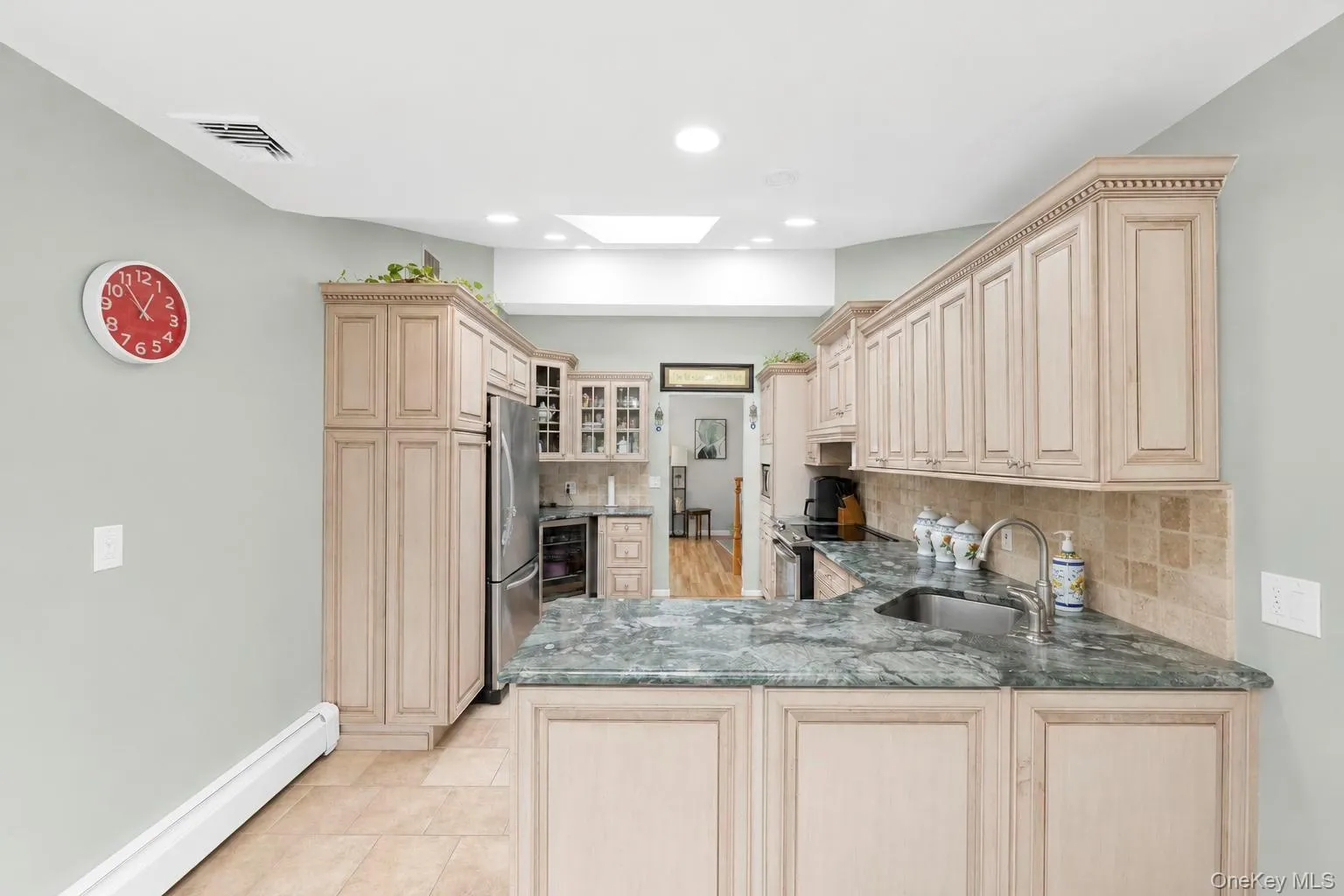 49 Village Drive, Oyster Bay, NY, 4 Bedrooms Bedrooms, 10 Rooms Rooms,3 BathroomsBathrooms,Residential,For Rent,Village,0,1040601 49 Village Drive, Oyster Bay, NY, 4 Bedrooms Bedrooms, 10 Rooms Rooms,3 BathroomsBathrooms,Residential,For Rent,Village,0,1040601