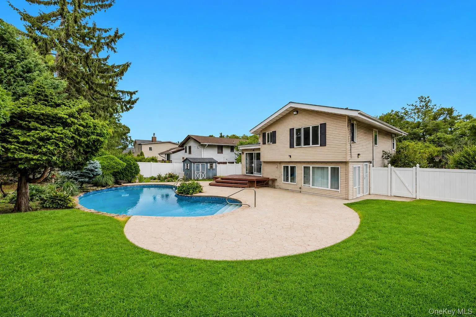 49 Village Drive, Oyster Bay, NY, 4 Bedrooms Bedrooms, 10 Rooms Rooms,3 BathroomsBathrooms,Residential,For Rent,Village,0,1040601 49 Village Drive, Oyster Bay, NY, 4 Bedrooms Bedrooms, 10 Rooms Rooms,3 BathroomsBathrooms,Residential,For Rent,Village,0,1040601