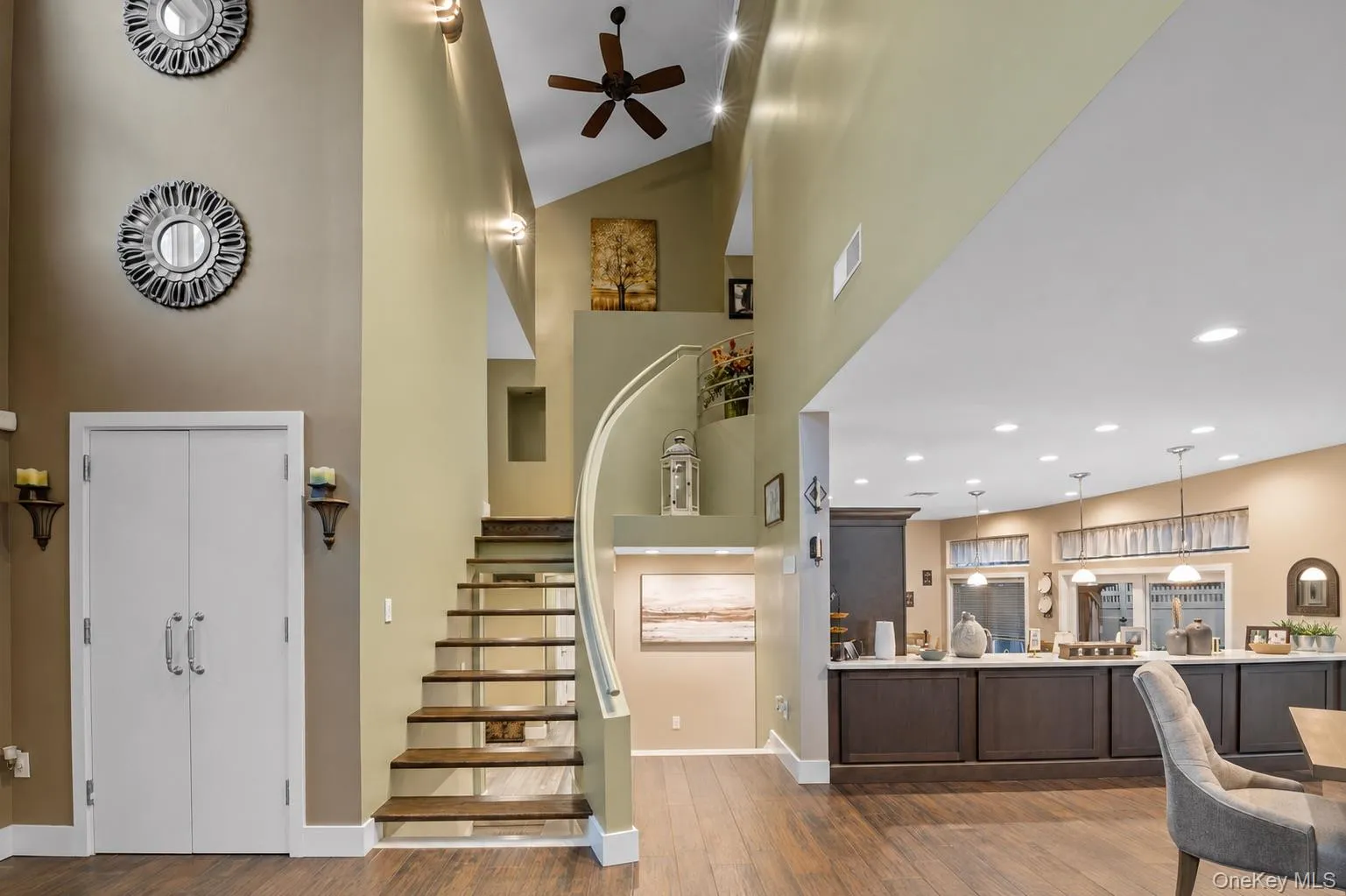 9 Sorgi Court, Oyster Bay, NY, 4 Bedrooms Bedrooms, 8 Rooms Rooms,3 BathroomsBathrooms,Residential,For Rent,Sorgi,0,1040603 9 Sorgi Court, Oyster Bay, NY, 4 Bedrooms Bedrooms, 8 Rooms Rooms,3 BathroomsBathrooms,Residential,For Rent,Sorgi,0,1040603