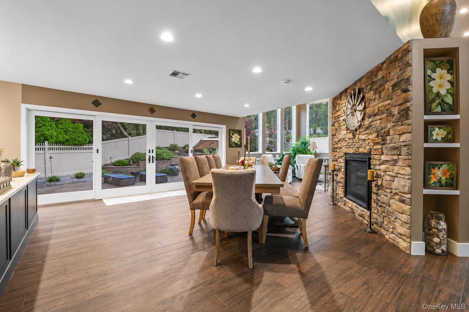 9 Sorgi Court, Oyster Bay, NY, 4 Bedrooms Bedrooms, 8 Rooms Rooms,3 BathroomsBathrooms,Residential,For Rent,Sorgi,0,1040603 9 Sorgi Court, Oyster Bay, NY, 4 Bedrooms Bedrooms, 8 Rooms Rooms,3 BathroomsBathrooms,Residential,For Rent,Sorgi,0,1040603