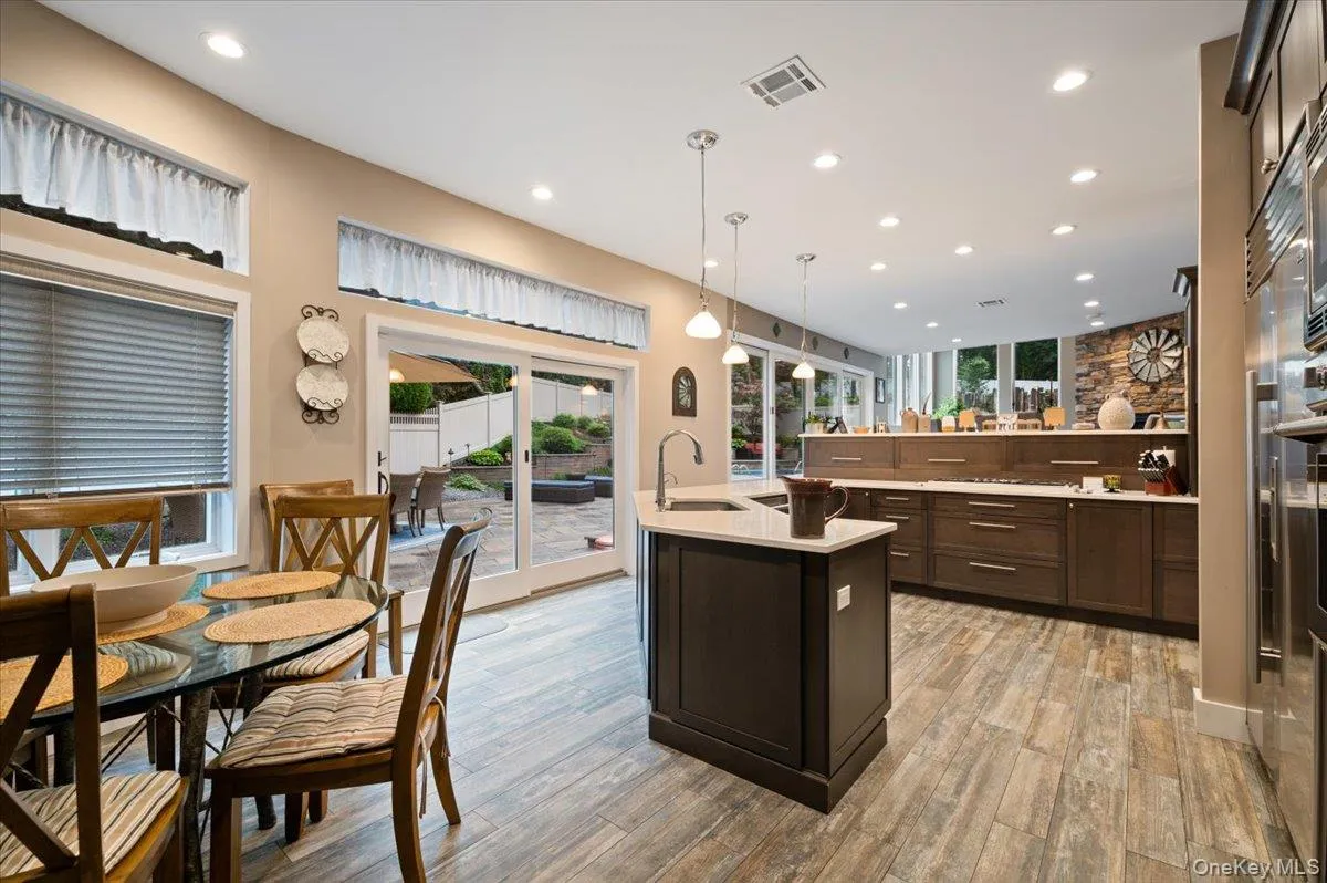 9 Sorgi Court, Oyster Bay, NY, 4 Bedrooms Bedrooms, 8 Rooms Rooms,3 BathroomsBathrooms,Residential,For Rent,Sorgi,0,1040603 9 Sorgi Court, Oyster Bay, NY, 4 Bedrooms Bedrooms, 8 Rooms Rooms,3 BathroomsBathrooms,Residential,For Rent,Sorgi,0,1040603