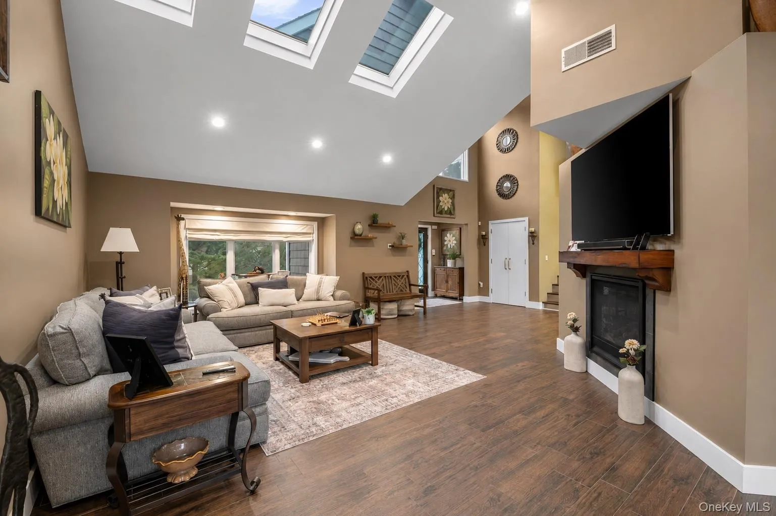 9 Sorgi Court, Oyster Bay, NY, 4 Bedrooms Bedrooms, 8 Rooms Rooms,3 BathroomsBathrooms,Residential,For Rent,Sorgi,0,1040603 9 Sorgi Court, Oyster Bay, NY, 4 Bedrooms Bedrooms, 8 Rooms Rooms,3 BathroomsBathrooms,Residential,For Rent,Sorgi,0,1040603