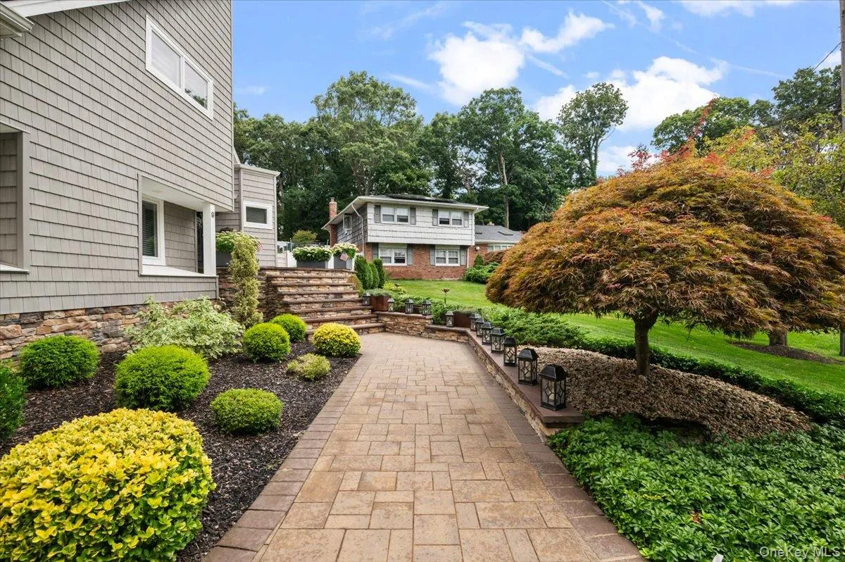 9 Sorgi Court, Oyster Bay, NY, 4 Bedrooms Bedrooms, 8 Rooms Rooms,3 BathroomsBathrooms,Residential,For Rent,Sorgi,0,1040603 9 Sorgi Court, Oyster Bay, NY, 4 Bedrooms Bedrooms, 8 Rooms Rooms,3 BathroomsBathrooms,Residential,For Rent,Sorgi,0,1040603