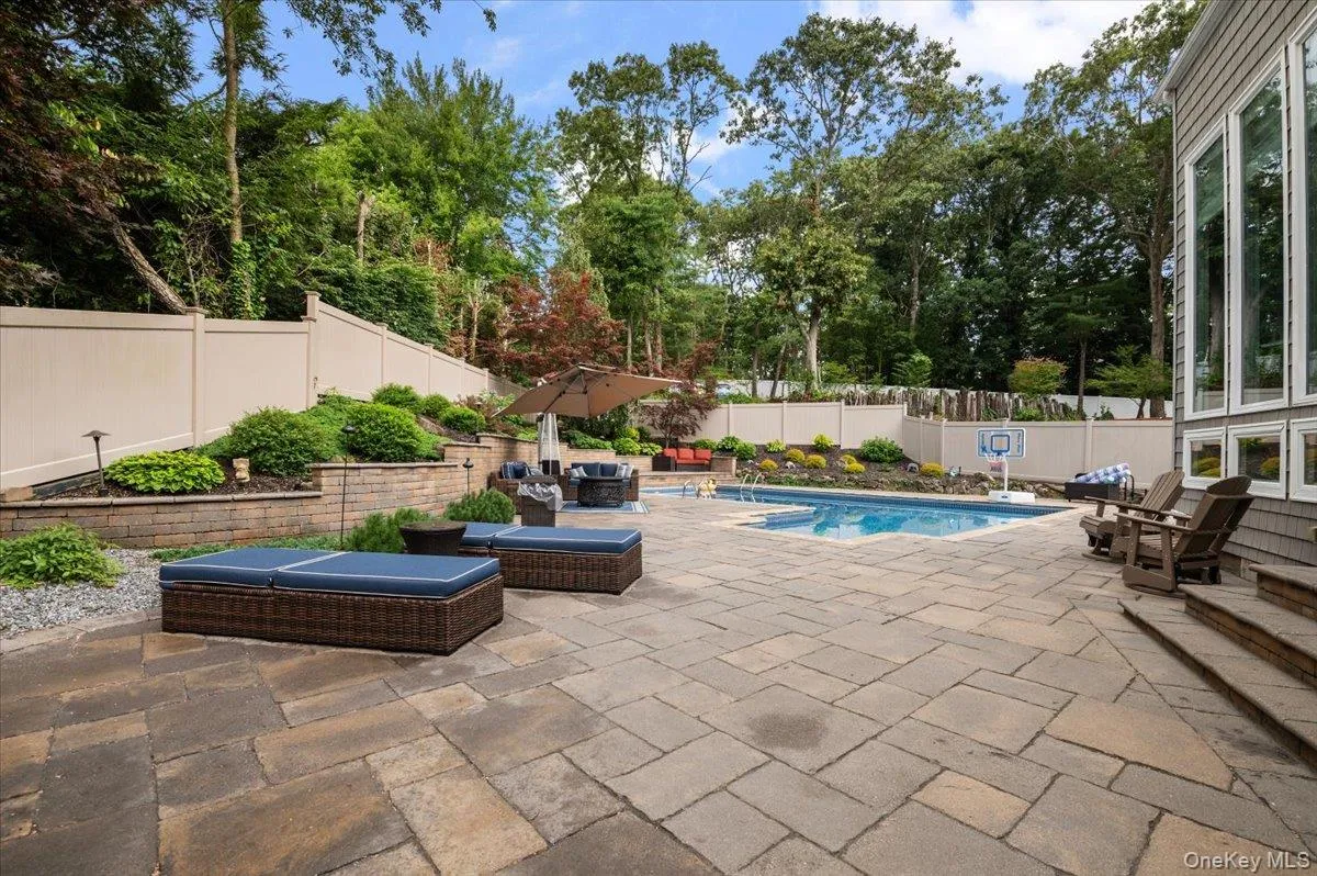9 Sorgi Court, Oyster Bay, NY, 4 Bedrooms Bedrooms, 8 Rooms Rooms,3 BathroomsBathrooms,Residential,For Rent,Sorgi,0,1040603 9 Sorgi Court, Oyster Bay, NY, 4 Bedrooms Bedrooms, 8 Rooms Rooms,3 BathroomsBathrooms,Residential,For Rent,Sorgi,0,1040603
