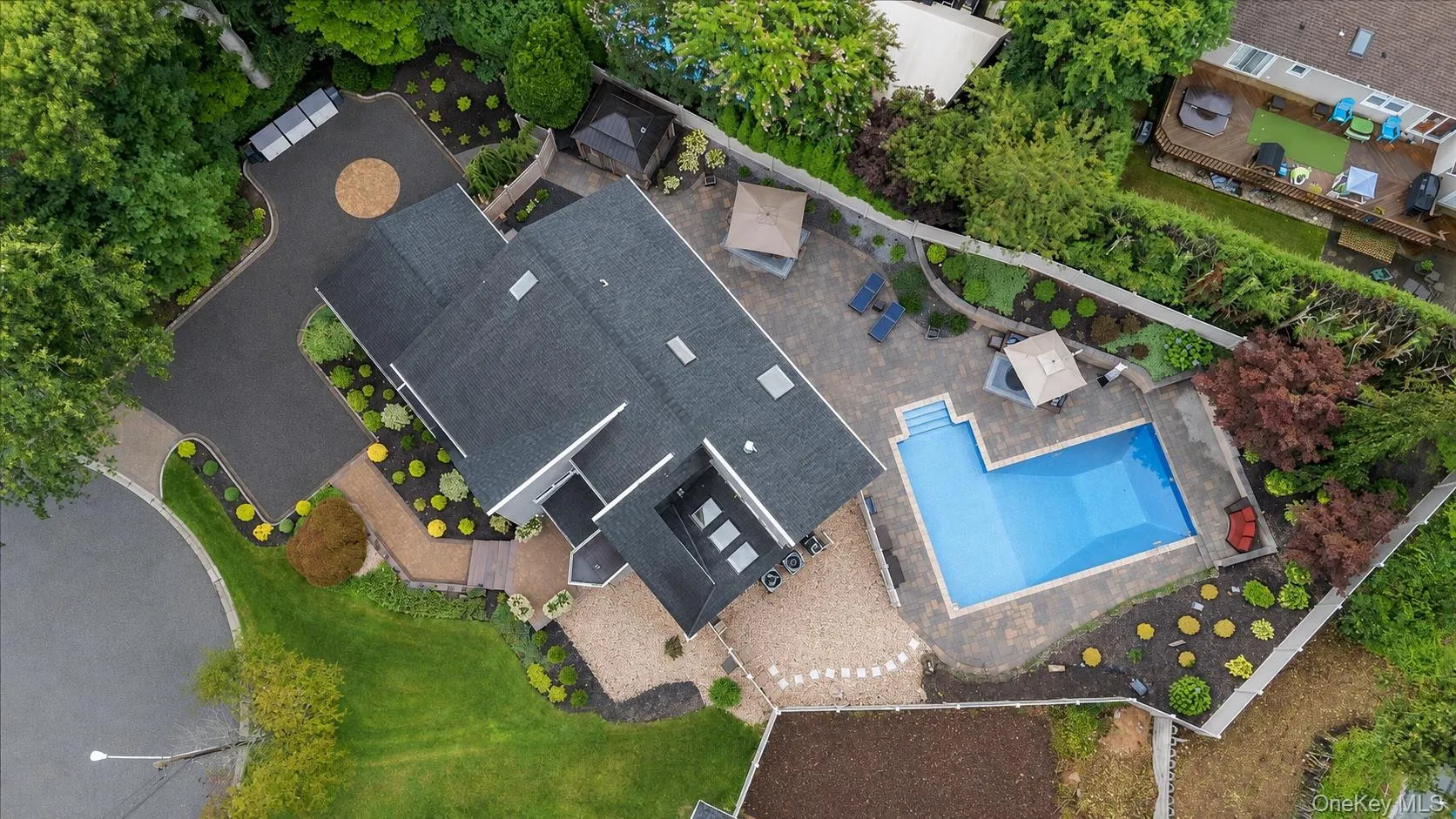 9 Sorgi Court, Oyster Bay, NY, 4 Bedrooms Bedrooms, 8 Rooms Rooms,3 BathroomsBathrooms,Residential,For Rent,Sorgi,0,1040603 9 Sorgi Court, Oyster Bay, NY, 4 Bedrooms Bedrooms, 8 Rooms Rooms,3 BathroomsBathrooms,Residential,For Rent,Sorgi,0,1040603