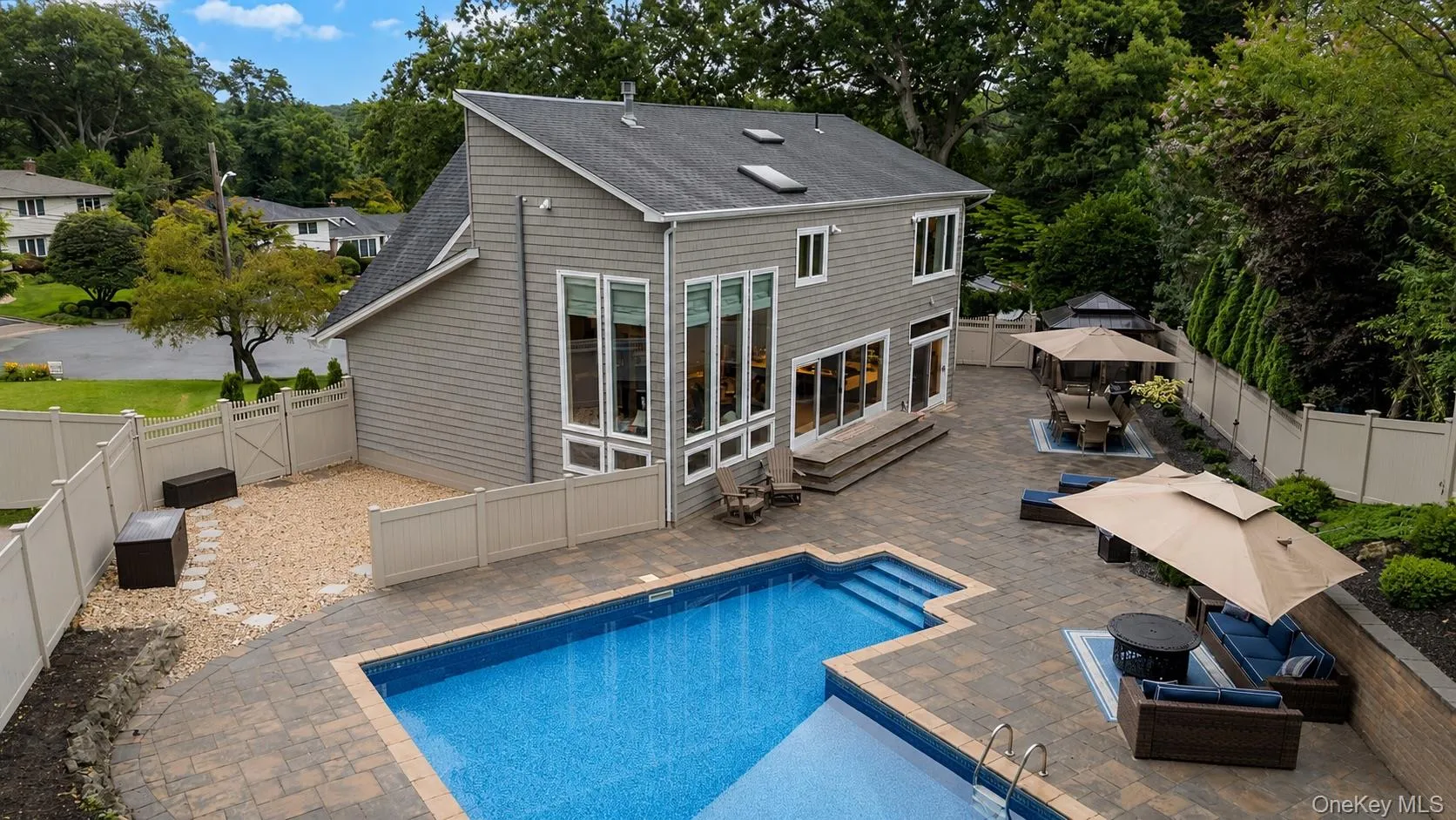 9 Sorgi Court, Oyster Bay, NY, 4 Bedrooms Bedrooms, 8 Rooms Rooms,3 BathroomsBathrooms,Residential,For Rent,Sorgi,0,1040603 9 Sorgi Court, Oyster Bay, NY, 4 Bedrooms Bedrooms, 8 Rooms Rooms,3 BathroomsBathrooms,Residential,For Rent,Sorgi,0,1040603