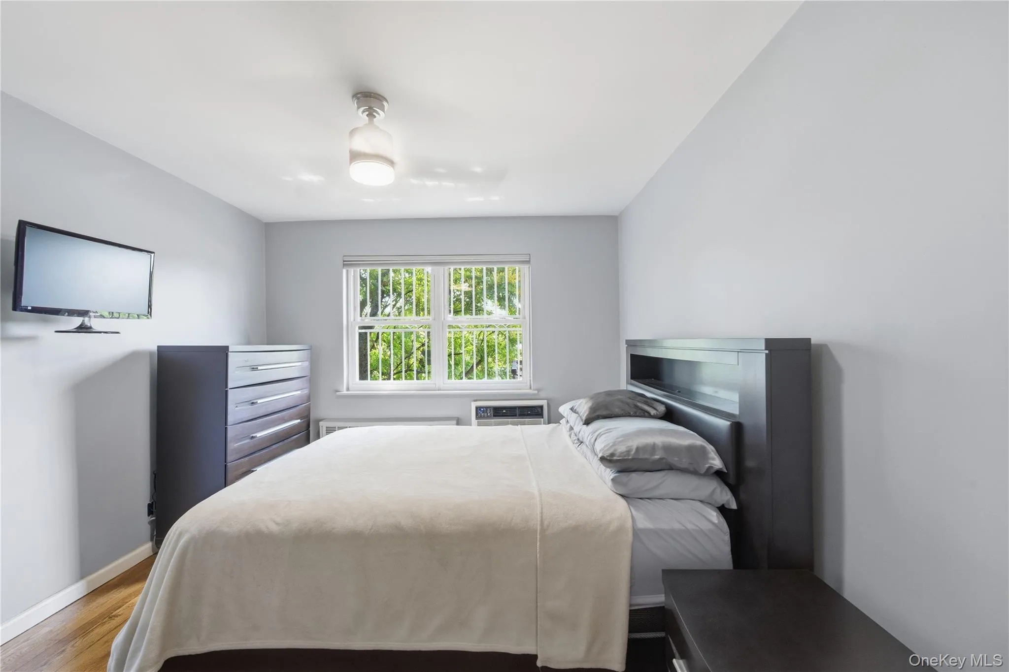 59-17 Kissena Boulevard, New York, NY, 3 Bedrooms Bedrooms, 5 Rooms Rooms,2 BathroomsBathrooms,Residential Lease,For Rent,Kissena,0,1040606 59-17 Kissena Boulevard, New York, NY, 3 Bedrooms Bedrooms, 5 Rooms Rooms,2 BathroomsBathrooms,Residential Lease,For Rent,Kissena,0,1040606