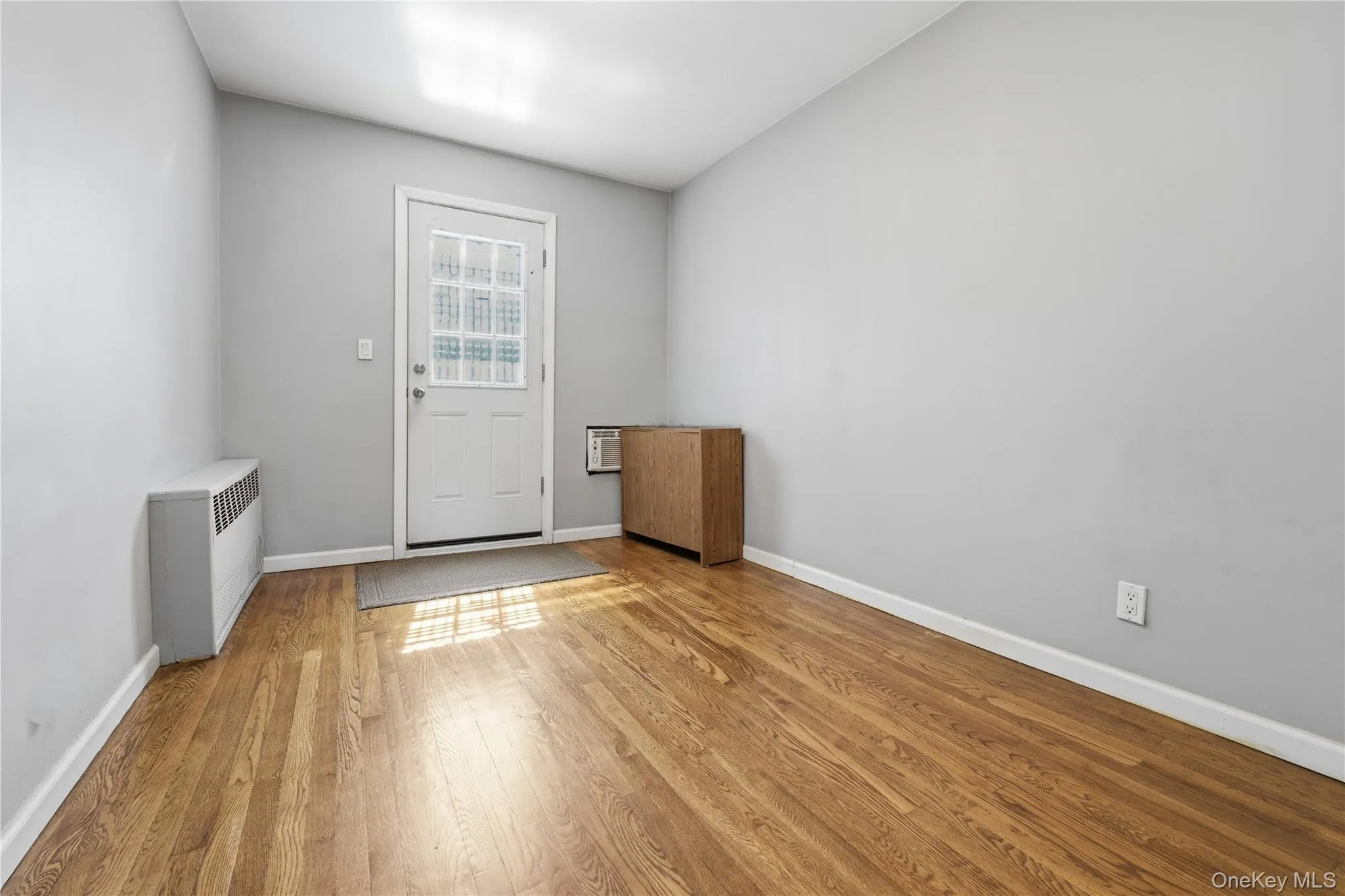 59-17 Kissena Boulevard, New York, NY, 3 Bedrooms Bedrooms, 5 Rooms Rooms,2 BathroomsBathrooms,Residential Lease,For Rent,Kissena,0,1040606 59-17 Kissena Boulevard, New York, NY, 3 Bedrooms Bedrooms, 5 Rooms Rooms,2 BathroomsBathrooms,Residential Lease,For Rent,Kissena,0,1040606