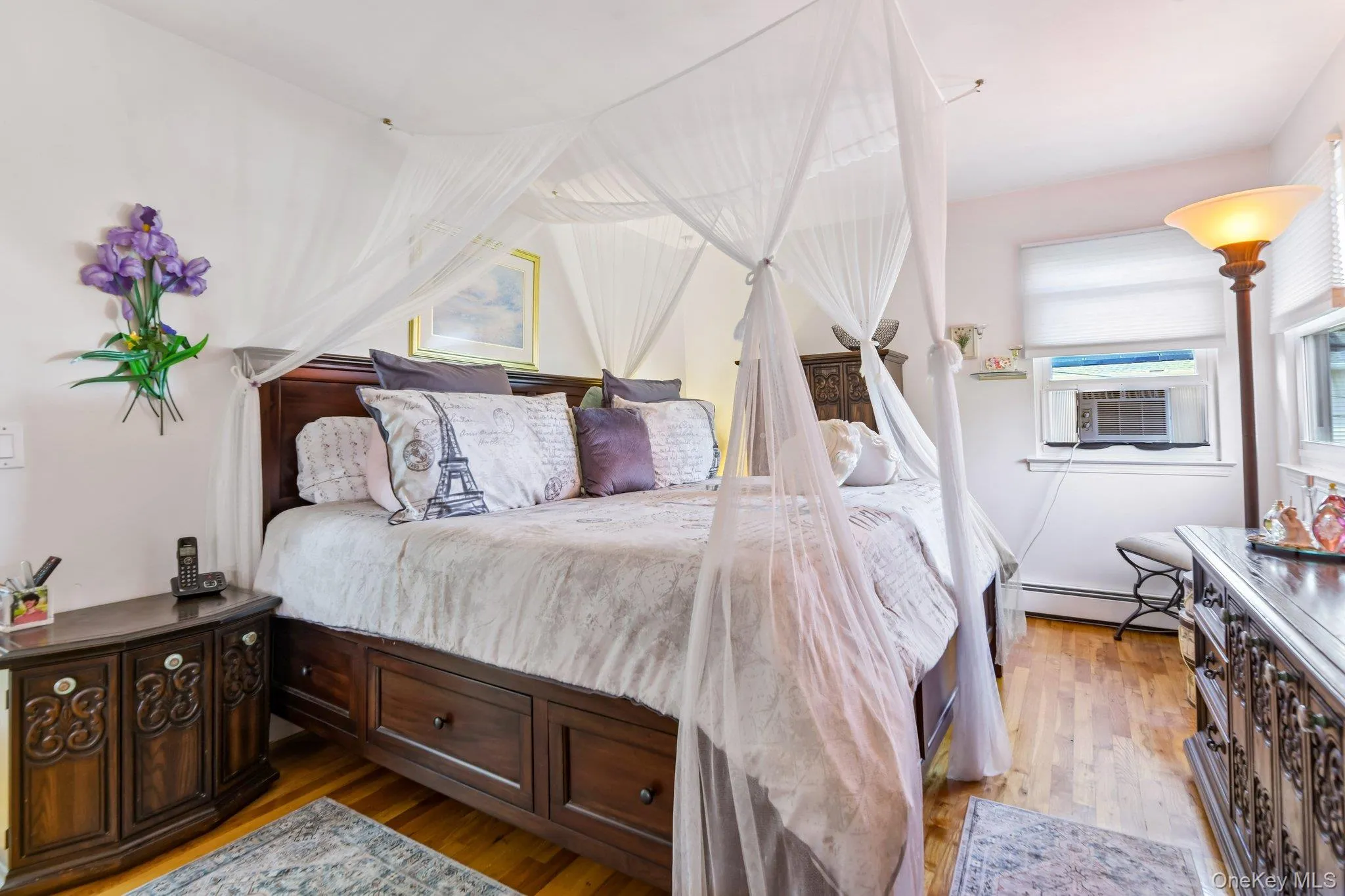 8 Laurel Lane, Hempstead, NY, 4 Bedrooms Bedrooms, 10 Rooms Rooms,2 BathroomsBathrooms,Residential,For Rent,Laurel,0,1040610 8 Laurel Lane, Hempstead, NY, 4 Bedrooms Bedrooms, 10 Rooms Rooms,2 BathroomsBathrooms,Residential,For Rent,Laurel,0,1040610