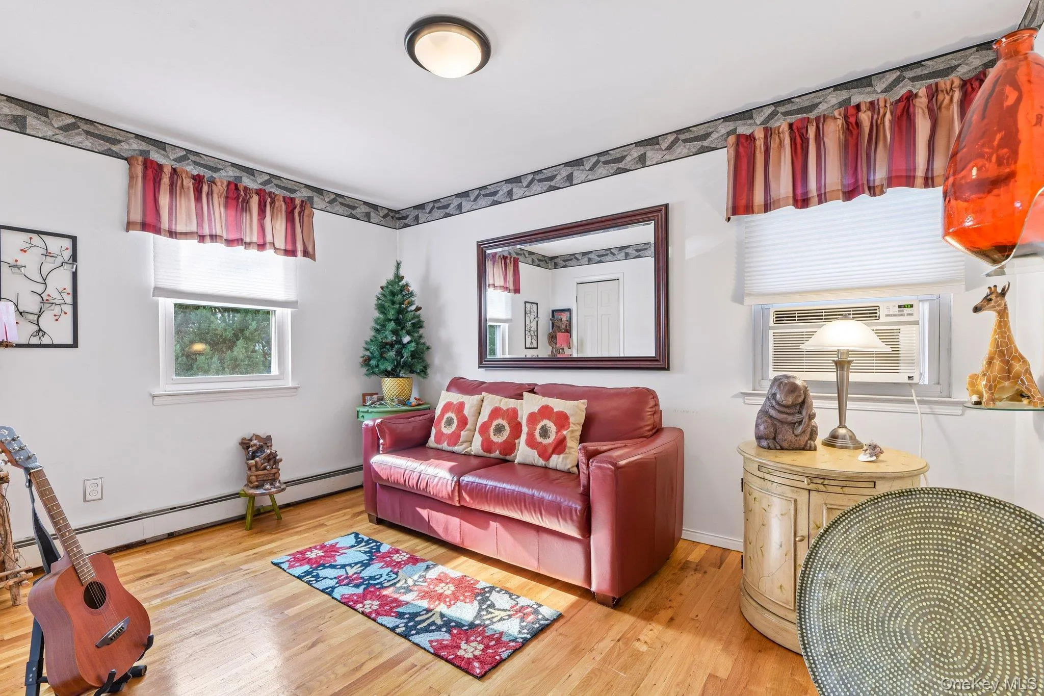 8 Laurel Lane, Hempstead, NY, 4 Bedrooms Bedrooms, 10 Rooms Rooms,2 BathroomsBathrooms,Residential,For Rent,Laurel,0,1040610 8 Laurel Lane, Hempstead, NY, 4 Bedrooms Bedrooms, 10 Rooms Rooms,2 BathroomsBathrooms,Residential,For Rent,Laurel,0,1040610