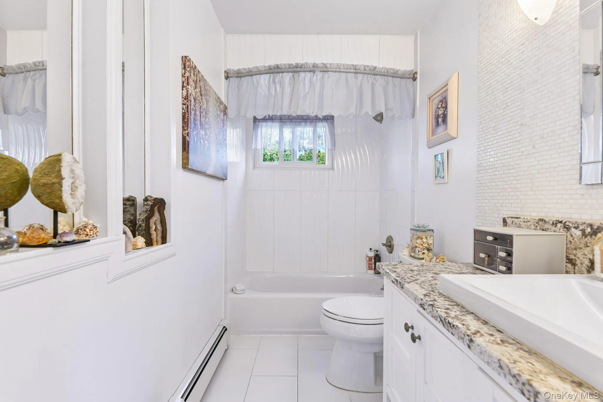 8 Laurel Lane, Hempstead, NY, 4 Bedrooms Bedrooms, 10 Rooms Rooms,2 BathroomsBathrooms,Residential,For Rent,Laurel,0,1040610 8 Laurel Lane, Hempstead, NY, 4 Bedrooms Bedrooms, 10 Rooms Rooms,2 BathroomsBathrooms,Residential,For Rent,Laurel,0,1040610