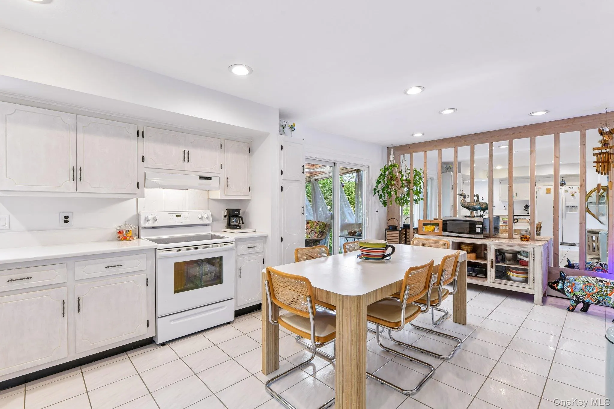 8 Laurel Lane, Hempstead, NY, 4 Bedrooms Bedrooms, 10 Rooms Rooms,2 BathroomsBathrooms,Residential,For Rent,Laurel,0,1040610 8 Laurel Lane, Hempstead, NY, 4 Bedrooms Bedrooms, 10 Rooms Rooms,2 BathroomsBathrooms,Residential,For Rent,Laurel,0,1040610