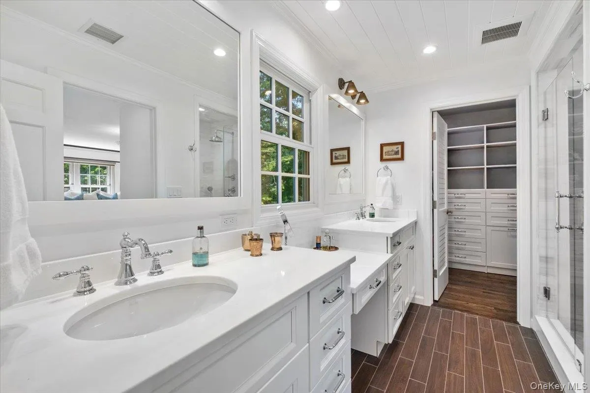 911 Cove Road, Mamaroneck, NY, 5 Bedrooms Bedrooms, 10 Rooms Rooms,3 BathroomsBathrooms,Residential,For Rent,Cove,0,1040614 911 Cove Road, Mamaroneck, NY, 5 Bedrooms Bedrooms, 10 Rooms Rooms,3 BathroomsBathrooms,Residential,For Rent,Cove,0,1040614