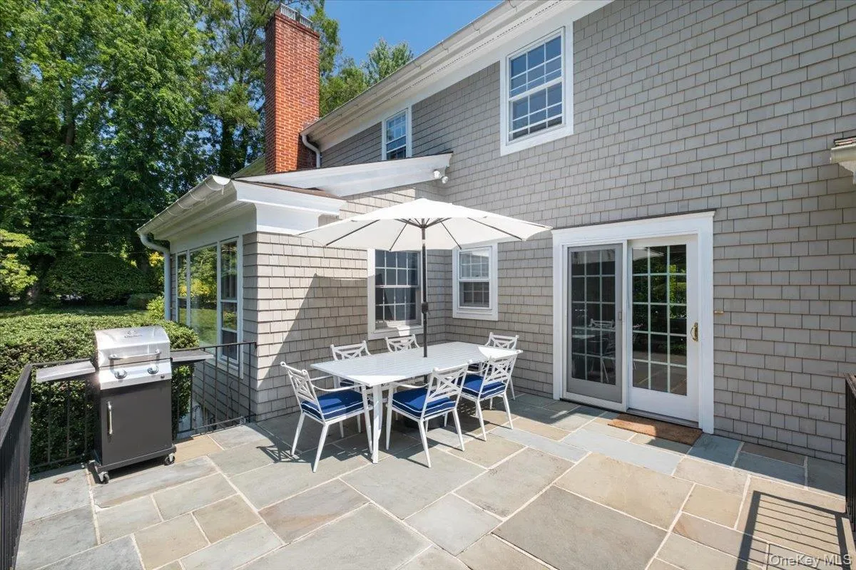 911 Cove Road, Mamaroneck, NY, 5 Bedrooms Bedrooms, 10 Rooms Rooms,3 BathroomsBathrooms,Residential,For Rent,Cove,0,1040614 911 Cove Road, Mamaroneck, NY, 5 Bedrooms Bedrooms, 10 Rooms Rooms,3 BathroomsBathrooms,Residential,For Rent,Cove,0,1040614