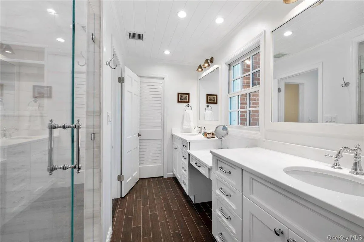 911 Cove Road, Mamaroneck, NY, 5 Bedrooms Bedrooms, 10 Rooms Rooms,3 BathroomsBathrooms,Residential,For Rent,Cove,0,1040614 911 Cove Road, Mamaroneck, NY, 5 Bedrooms Bedrooms, 10 Rooms Rooms,3 BathroomsBathrooms,Residential,For Rent,Cove,0,1040614