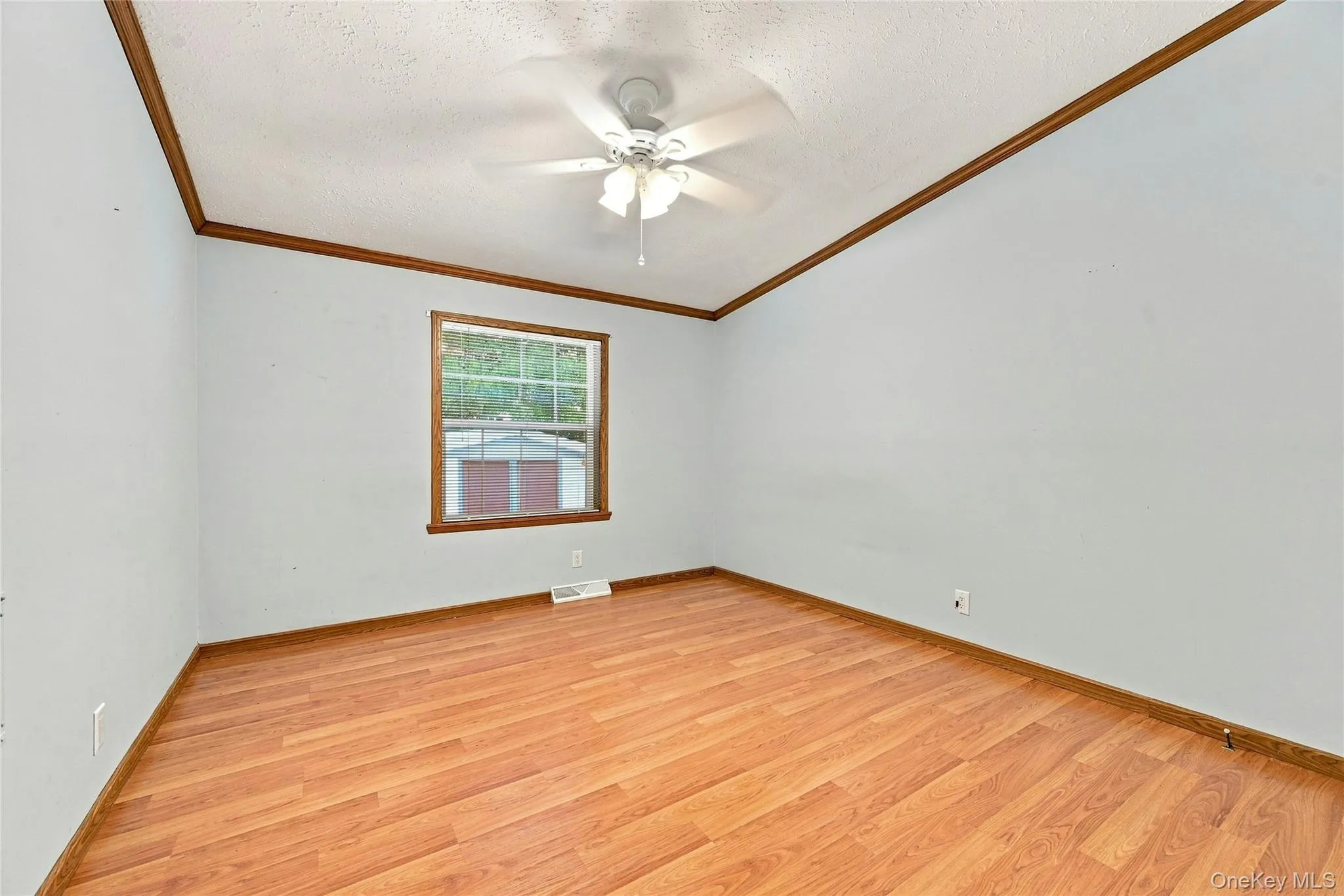 638 Fresh Pond Avenue, Riverhead, NY, 3 Bedrooms Bedrooms, 6 Rooms Rooms,2 BathroomsBathrooms,Residential,For Rent,Fresh Pond,0,1040616 638 Fresh Pond Avenue, Riverhead, NY, 3 Bedrooms Bedrooms, 6 Rooms Rooms,2 BathroomsBathrooms,Residential,For Rent,Fresh Pond,0,1040616