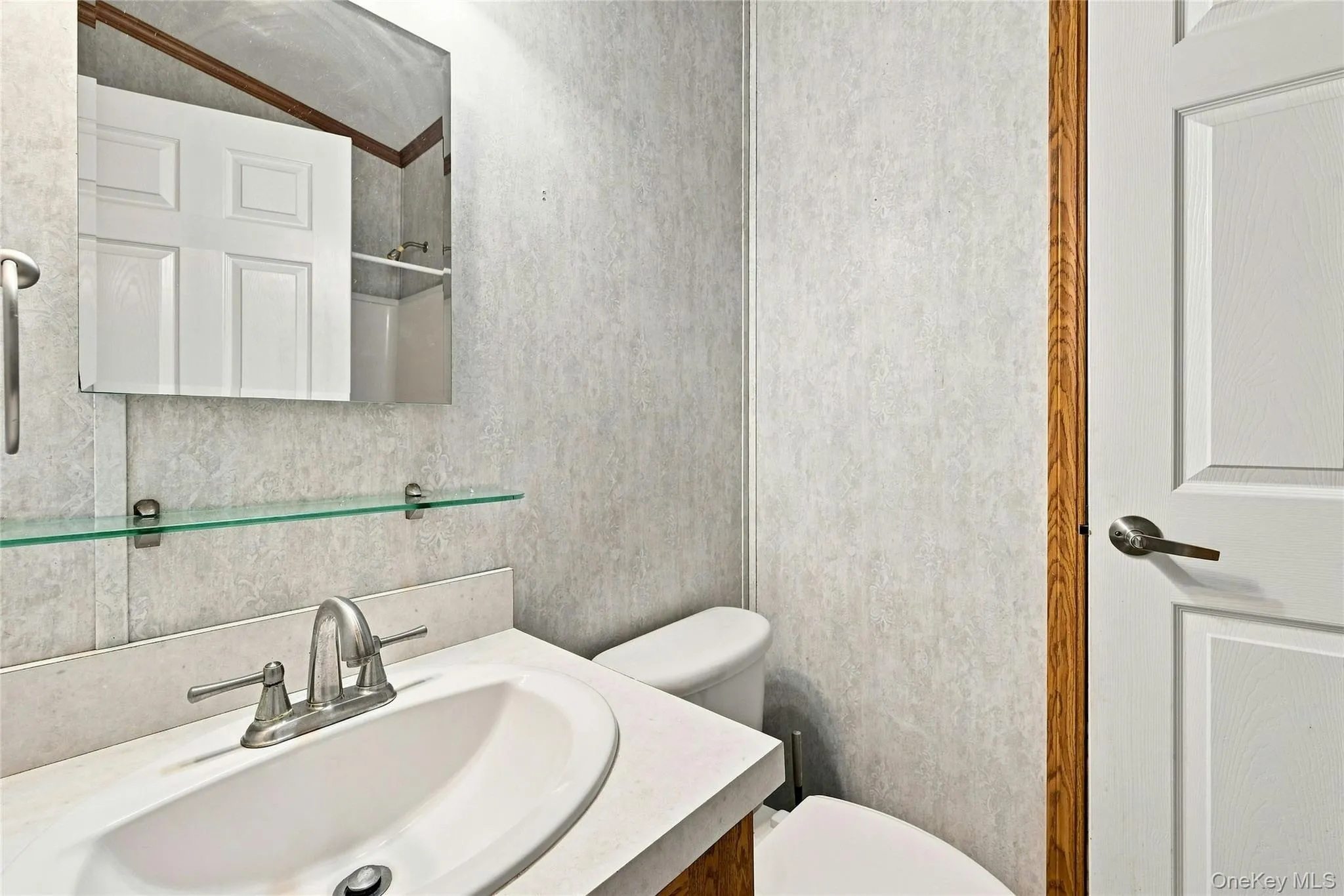 638 Fresh Pond Avenue, Riverhead, NY, 3 Bedrooms Bedrooms, 6 Rooms Rooms,2 BathroomsBathrooms,Residential,For Rent,Fresh Pond,0,1040616 638 Fresh Pond Avenue, Riverhead, NY, 3 Bedrooms Bedrooms, 6 Rooms Rooms,2 BathroomsBathrooms,Residential,For Rent,Fresh Pond,0,1040616
