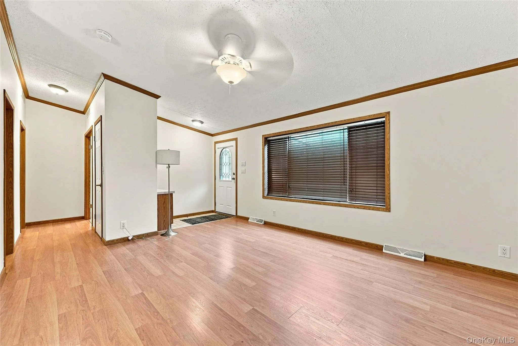 638 Fresh Pond Avenue, Riverhead, NY, 3 Bedrooms Bedrooms, 6 Rooms Rooms,2 BathroomsBathrooms,Residential,For Rent,Fresh Pond,0,1040616 638 Fresh Pond Avenue, Riverhead, NY, 3 Bedrooms Bedrooms, 6 Rooms Rooms,2 BathroomsBathrooms,Residential,For Rent,Fresh Pond,0,1040616