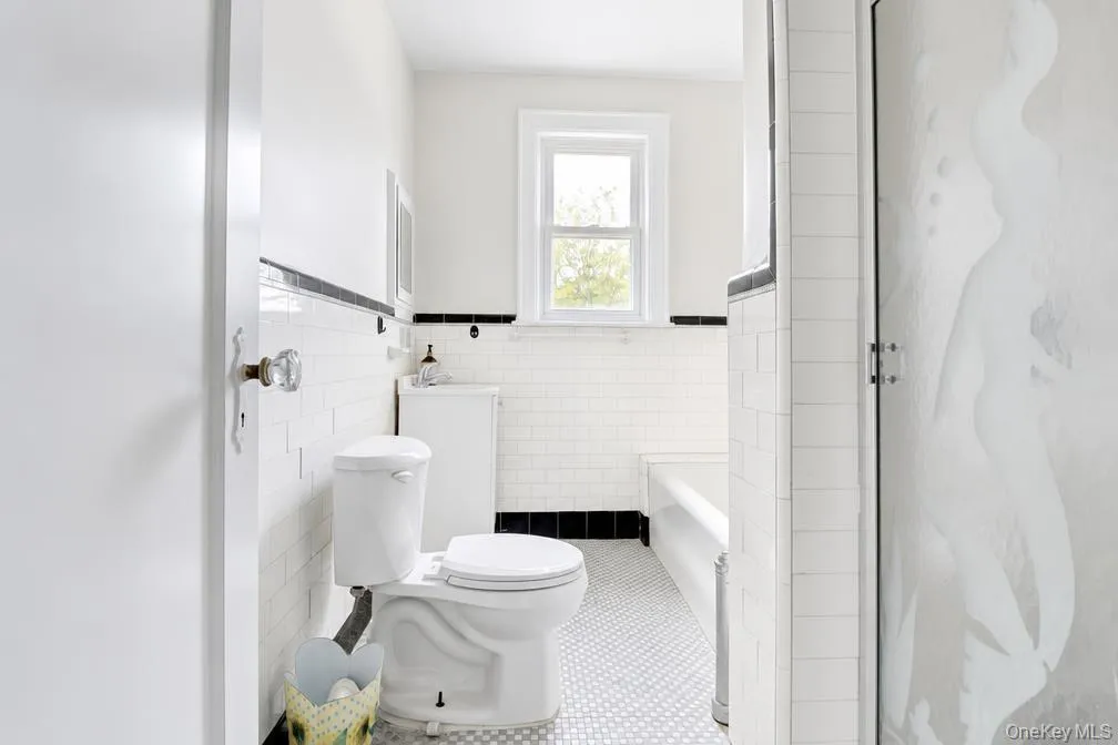 8532 66th Avenue, New York, NY, 3 Bedrooms Bedrooms, 9 Rooms Rooms,1 BathroomBathrooms,Residential,For Rent,66th,0,1040618 8532 66th Avenue, New York, NY, 3 Bedrooms Bedrooms, 9 Rooms Rooms,1 BathroomBathrooms,Residential,For Rent,66th,0,1040618