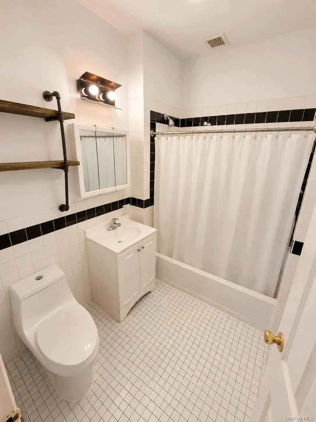 164 122nd Street, New York, NY, 1 Bedroom Bedrooms, 3 Rooms Rooms,1 BathroomBathrooms,Residential Lease,For Rent,122nd,0,1040622 164 122nd Street, New York, NY, 1 Bedroom Bedrooms, 3 Rooms Rooms,1 BathroomBathrooms,Residential Lease,For Rent,122nd,0,1040622