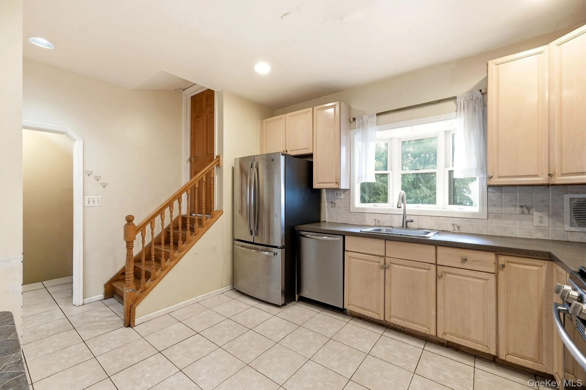 105 Corona Avenue, Hempstead, NY, 7 Bedrooms Bedrooms, 15 Rooms Rooms,3 BathroomsBathrooms,Residential,For Rent,Corona,0,1040624 105 Corona Avenue, Hempstead, NY, 7 Bedrooms Bedrooms, 15 Rooms Rooms,3 BathroomsBathrooms,Residential,For Rent,Corona,0,1040624