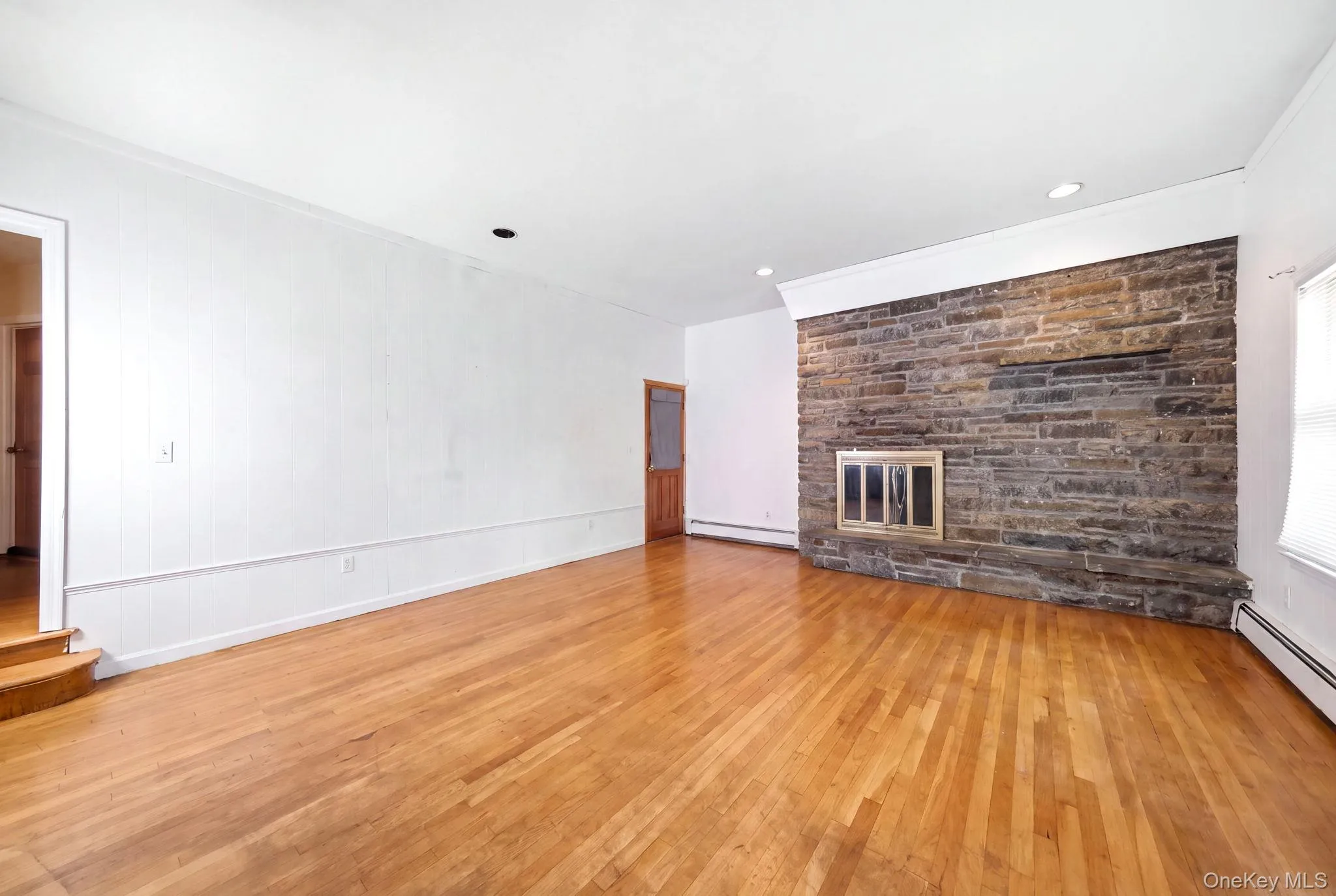 105 Corona Avenue, Hempstead, NY, 7 Bedrooms Bedrooms, 15 Rooms Rooms,3 BathroomsBathrooms,Residential,For Rent,Corona,0,1040624 105 Corona Avenue, Hempstead, NY, 7 Bedrooms Bedrooms, 15 Rooms Rooms,3 BathroomsBathrooms,Residential,For Rent,Corona,0,1040624