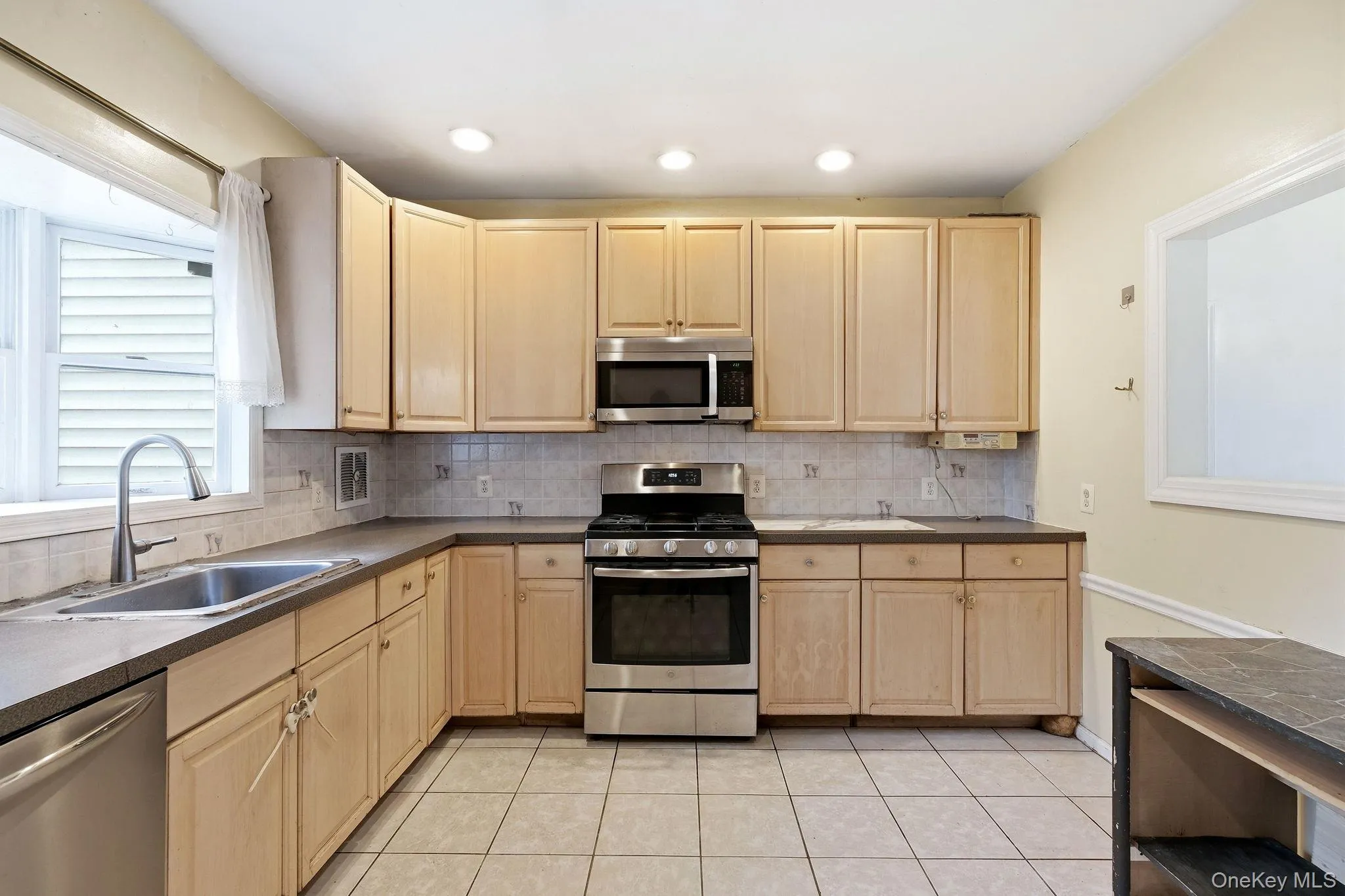 105 Corona Avenue, Hempstead, NY, 7 Bedrooms Bedrooms, 15 Rooms Rooms,3 BathroomsBathrooms,Residential,For Rent,Corona,0,1040624 105 Corona Avenue, Hempstead, NY, 7 Bedrooms Bedrooms, 15 Rooms Rooms,3 BathroomsBathrooms,Residential,For Rent,Corona,0,1040624