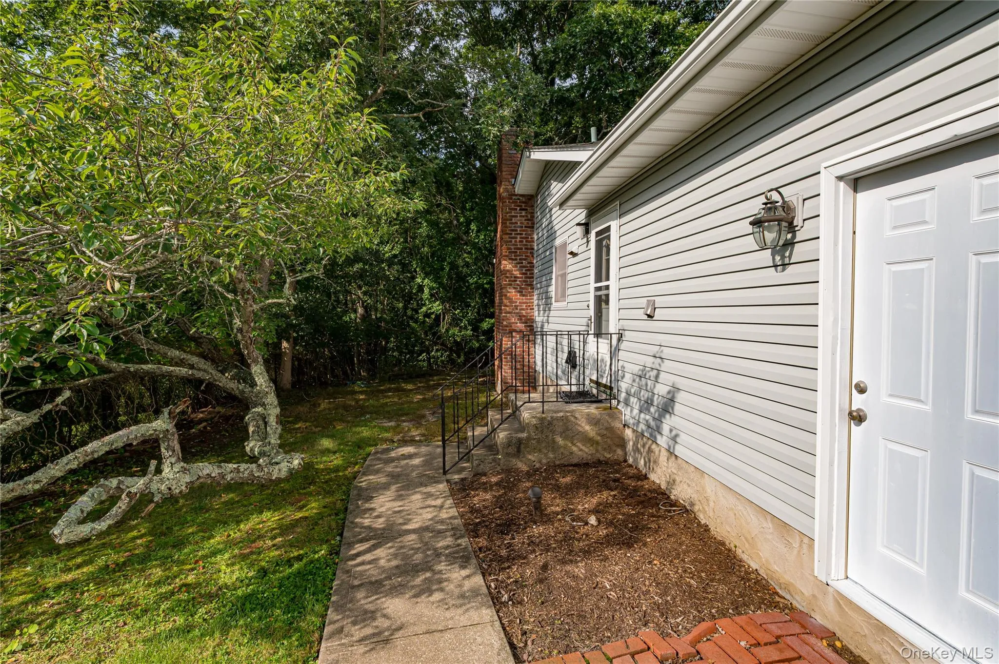 20 Valley Drive, Brookhaven, NY, 3 Bedrooms Bedrooms, 10 Rooms Rooms,3 BathroomsBathrooms,Residential,For Rent,Valley,0,1040625 20 Valley Drive, Brookhaven, NY, 3 Bedrooms Bedrooms, 10 Rooms Rooms,3 BathroomsBathrooms,Residential,For Rent,Valley,0,1040625