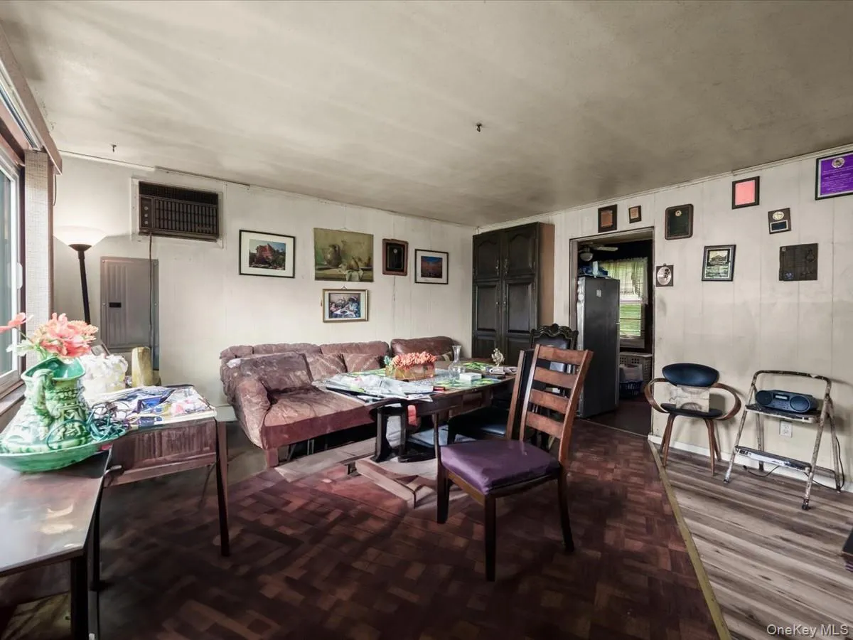 130 Lemon Street, Islip, NY, 4 Bedrooms Bedrooms, 8 Rooms Rooms,2 BathroomsBathrooms,Residential,For Rent,Lemon,0,1040626 130 Lemon Street, Islip, NY, 4 Bedrooms Bedrooms, 8 Rooms Rooms,2 BathroomsBathrooms,Residential,For Rent,Lemon,0,1040626